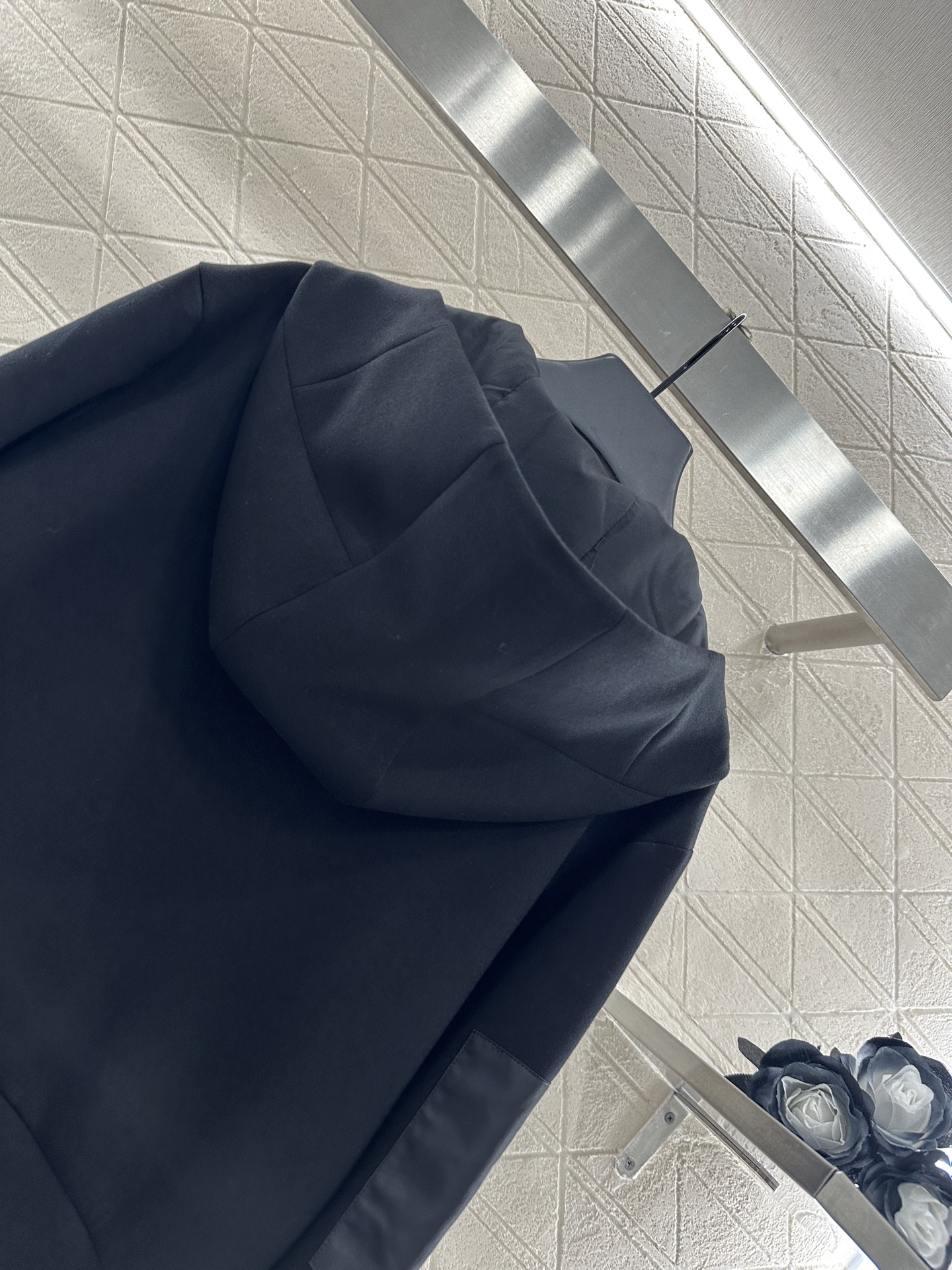 ♥Prad*♥2025新品上架
     连帽拉链外套
定制YB斜纹全棉材质 秋冬保暖厚度 舒适好穿 挺