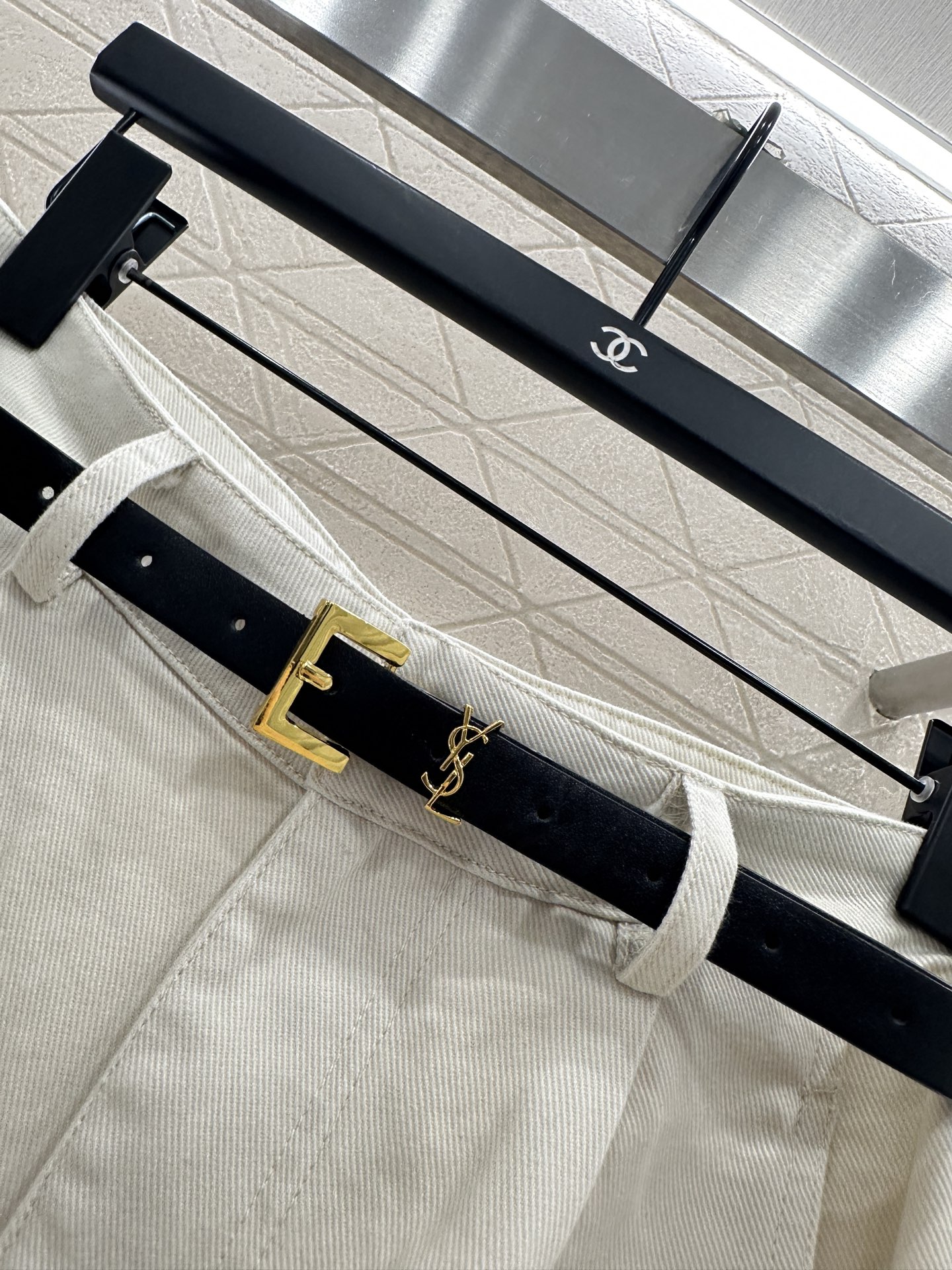 ♥Saint Lauren*♥2025新品上架
      腰带牛仔直筒长裤
定制YB斜纹全棉材质 质感