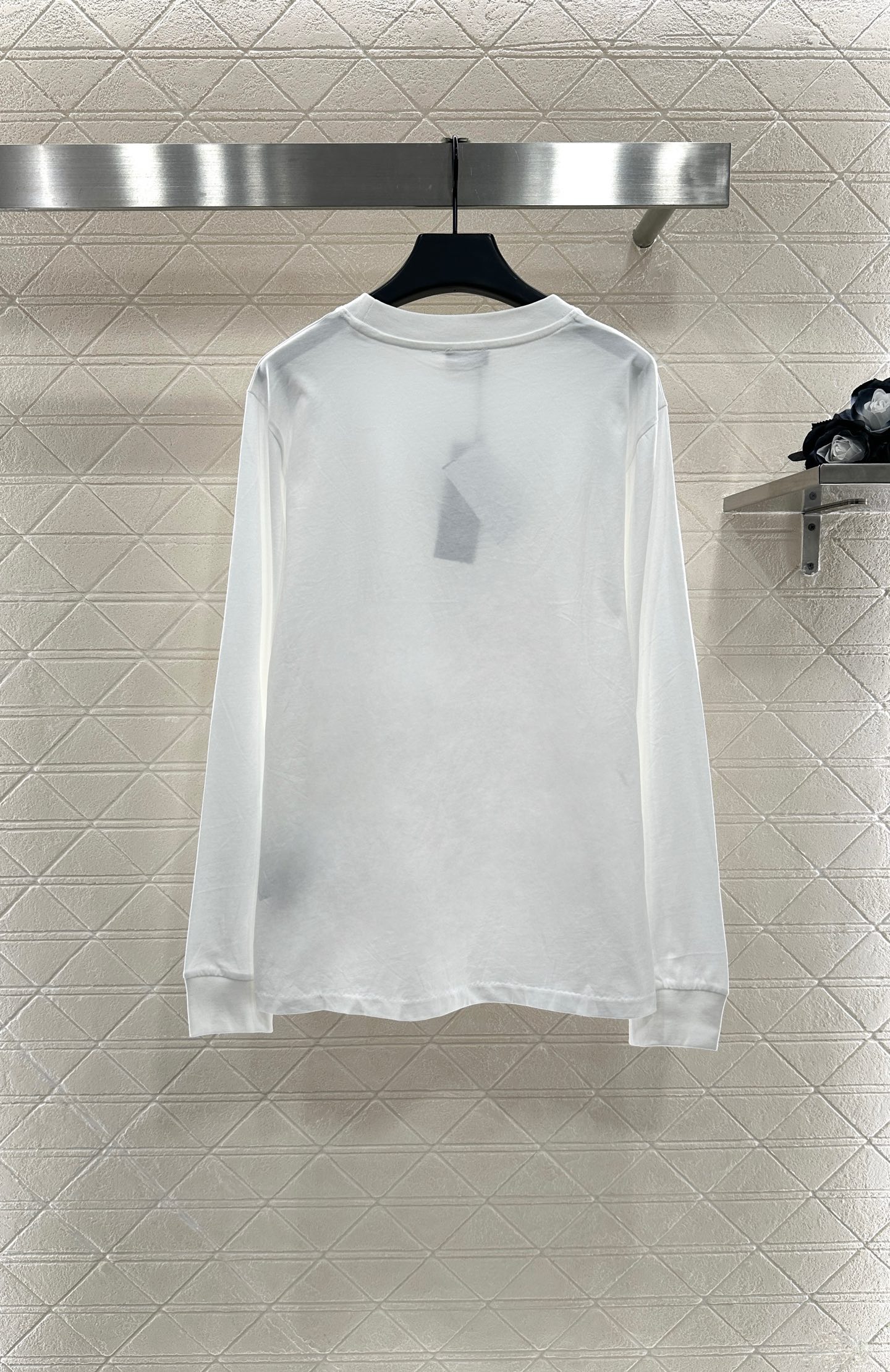 ♥Dio*♥2025新品上架
    圆领贴布字母卫衣
定制YB原生全棉材质 穿搭透气 舒适有型 圆领套