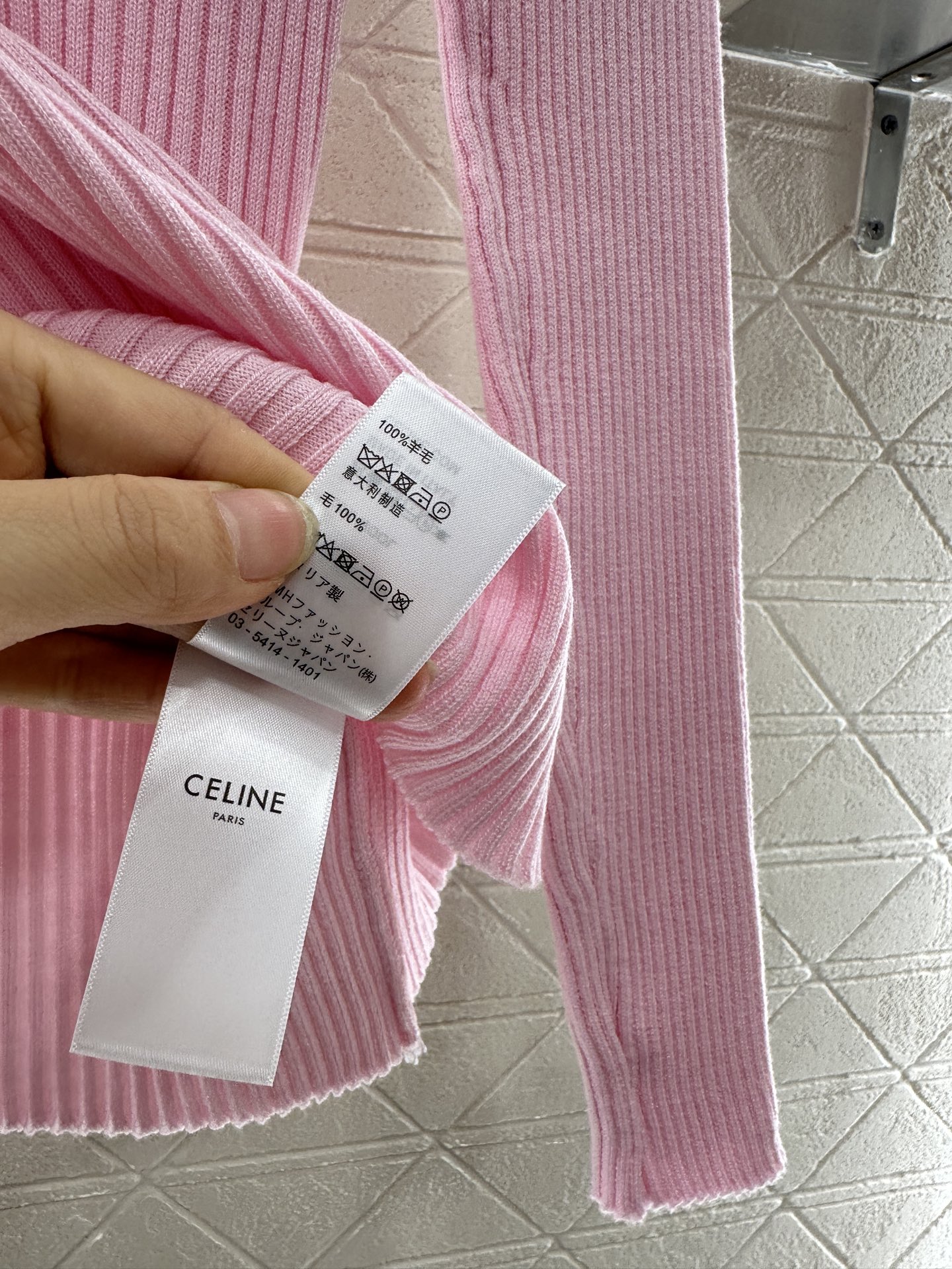 ♥Celim*♥2025新品上架
   修身凯旋门高领打底衫
定制YB羊毛纱线材质 质感舒适 弹力十足 