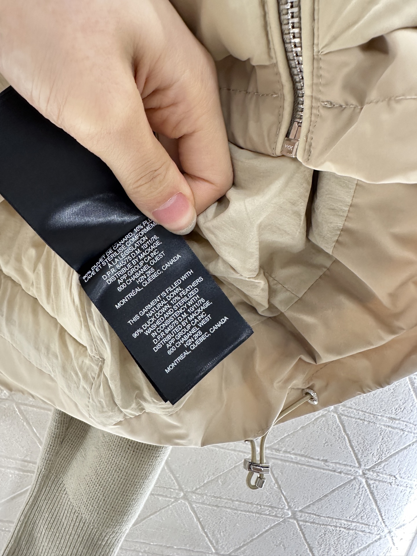 ♥Moncle*♥2025新品上架
      拼接拉链羽绒服
定制YB进口尼龙➕羊毛材质 其工艺还原 
