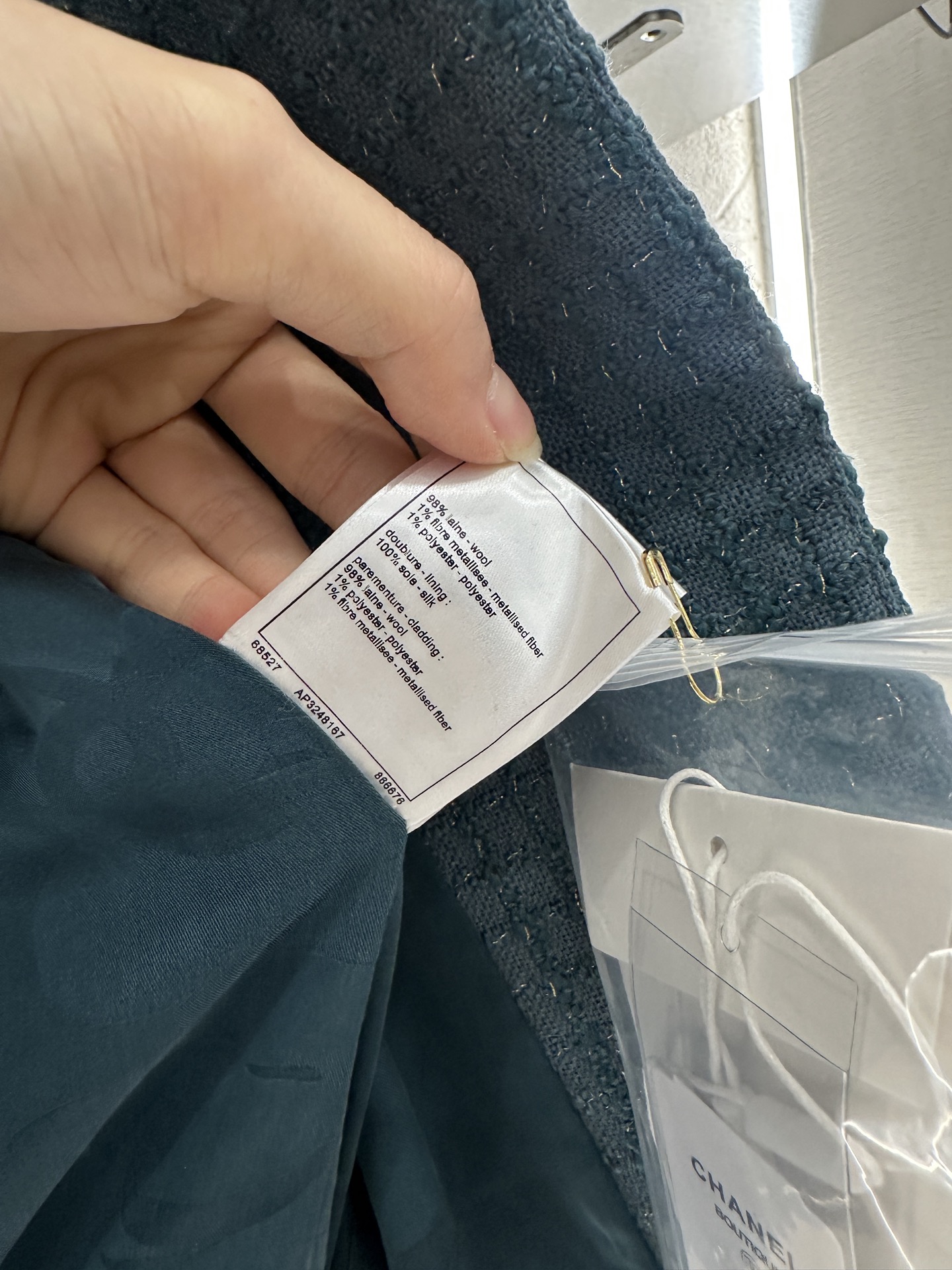 ♥Chane*♥2025新品上架
   格纹粗花呢翻领洋装外套
定制YB进口粗纺羊毛呢材质 肌理明显 质