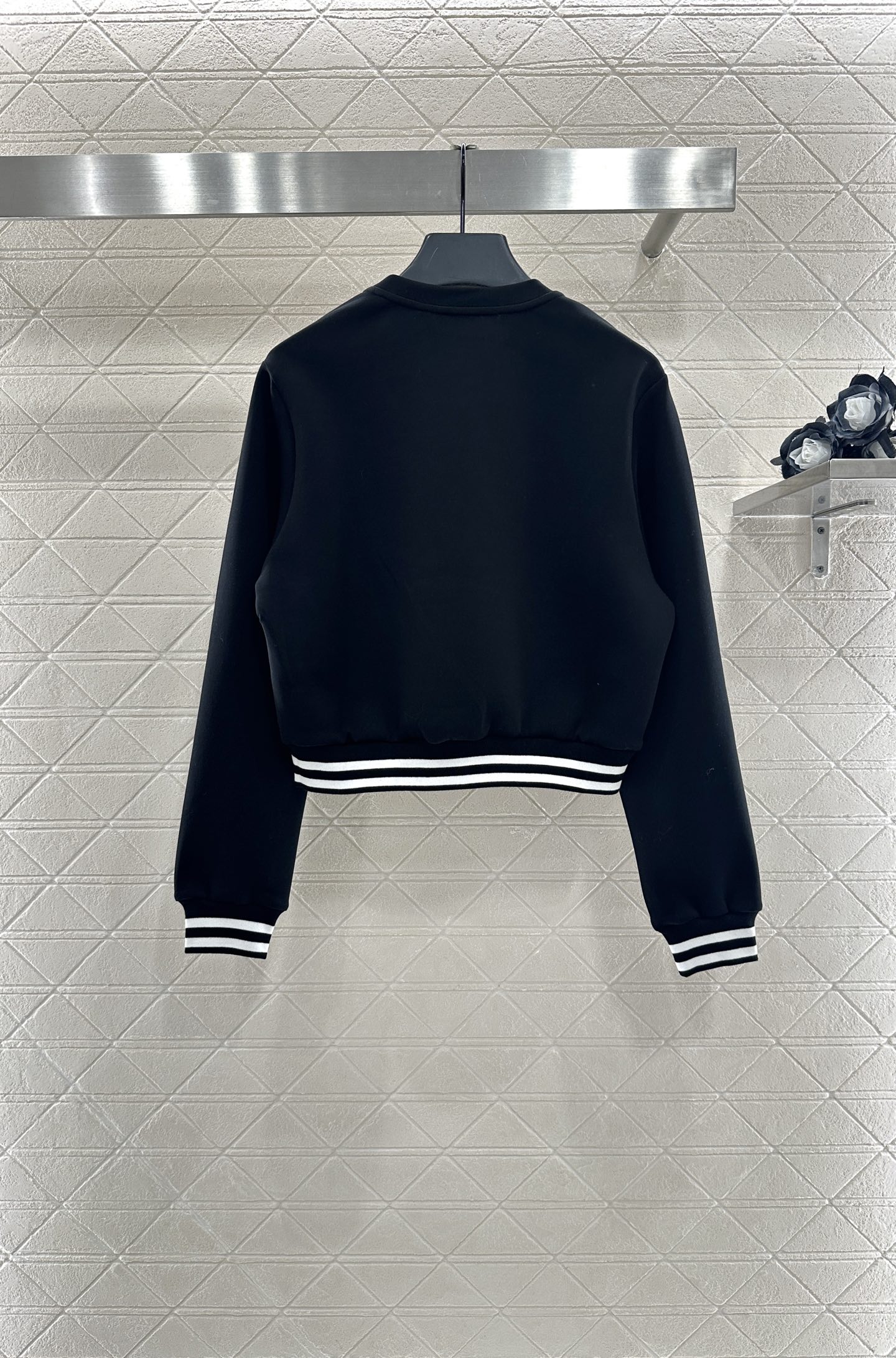 ♥Celin*♥2025新品上架
    圆领卫衣长裤套装
定制YB原生全棉材质 舒适软糯 穿搭洋气 短