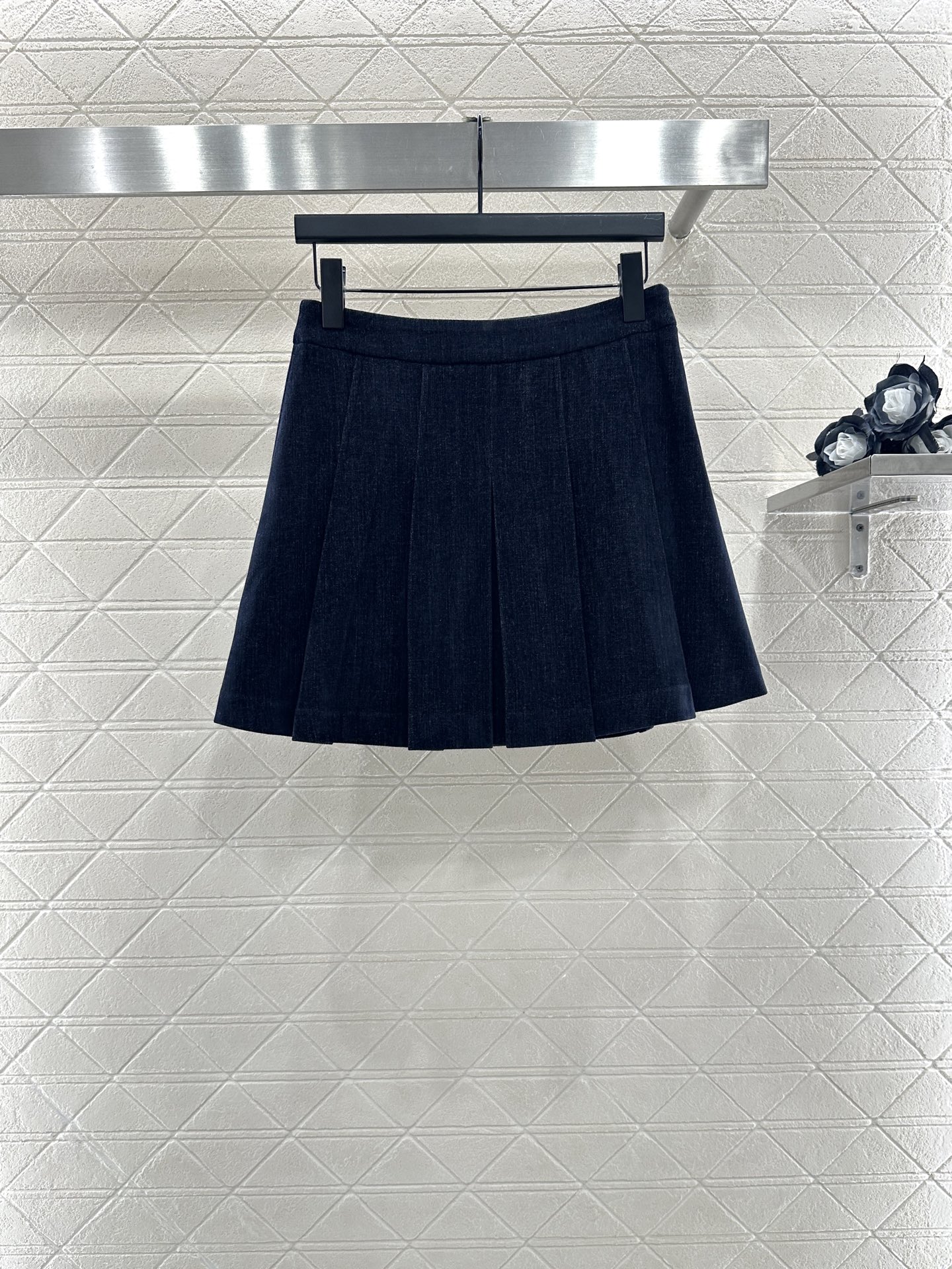 ♥Miumi*♥2025新品上架
  牛仔外套百褶半裙套装
定制YB进口牛仔材质 质感高级舒适 酵素水洗