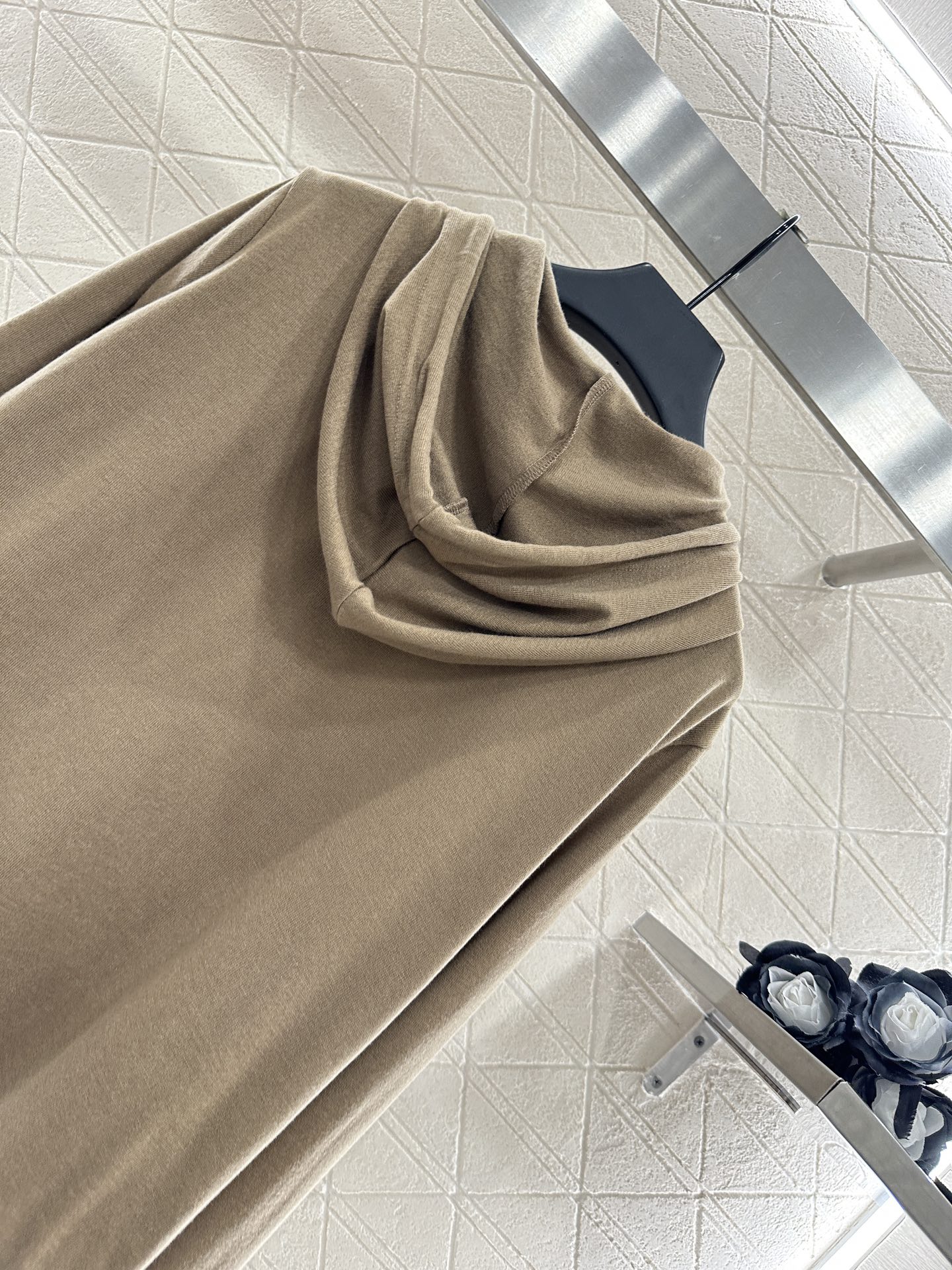 ♥Dio*♥2025新品上架
    连帽抽绳拉链上衣
定制YB棉毛材质 弹力十足 穿搭舒适 连帽拉链上