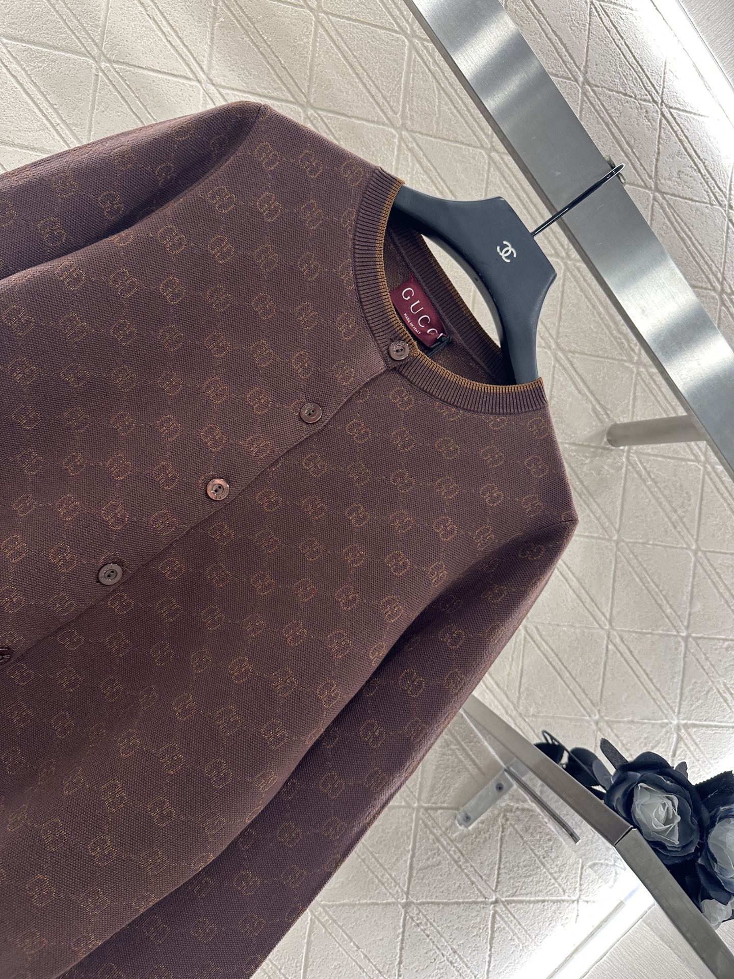 ♥Gucc*♥2025新品上架 圆领提花针织开衫定制YB羊毛纱线织造 质感细腻 穿搭舒适 圆领针织开衫剪