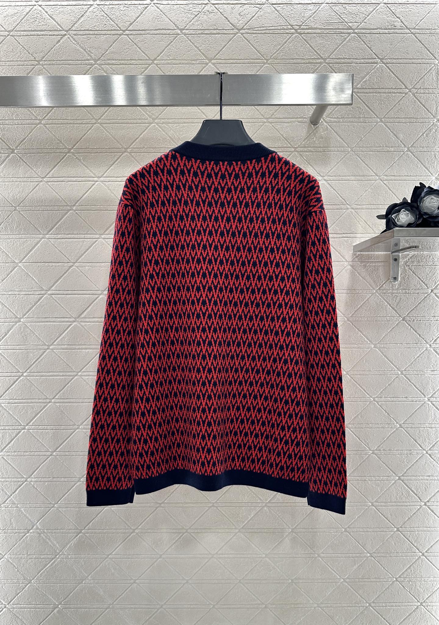 ♥Valentin*♥2025新品上架 V领提花针织开衫定制YB羊毛纱线织造 质感细腻 穿搭舒适 V领针