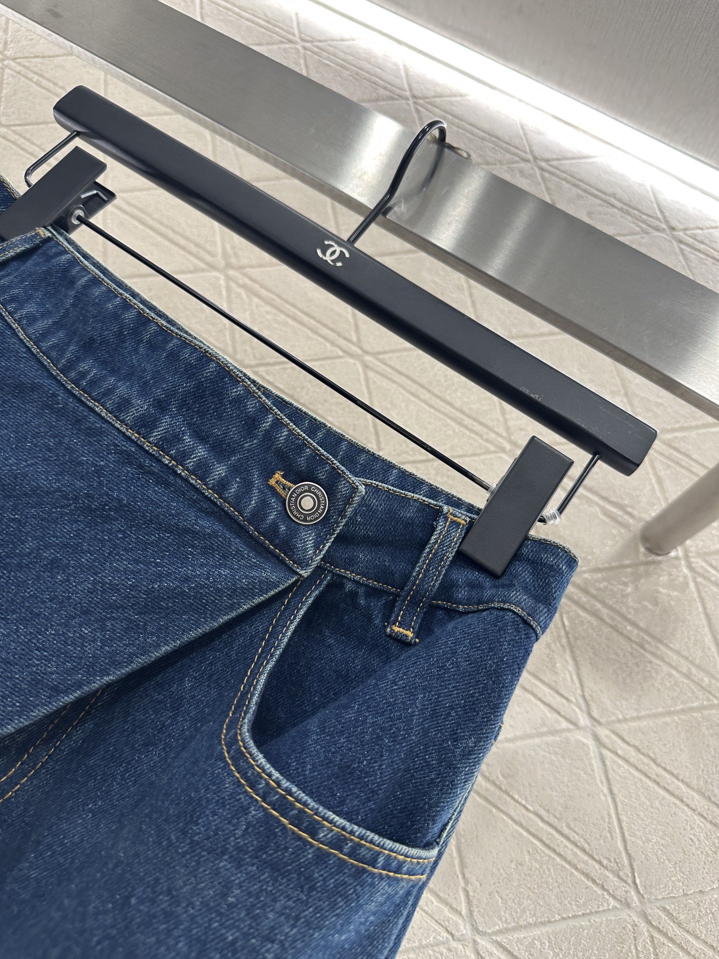 ♥Dio*♥2025新品上架 假两件裙边牛仔长裤定制YB斜纹棉牛仔材质 质感舒适 挺括有型 系扣阔腿裙边