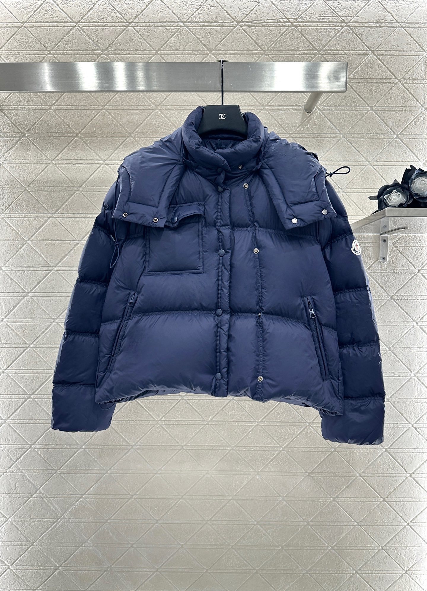 ♥Moncle*♥2025新品上架 可拆卸连帽羽绒服定制YB进口防风防水尼龙材质 其工艺还原 升级材质