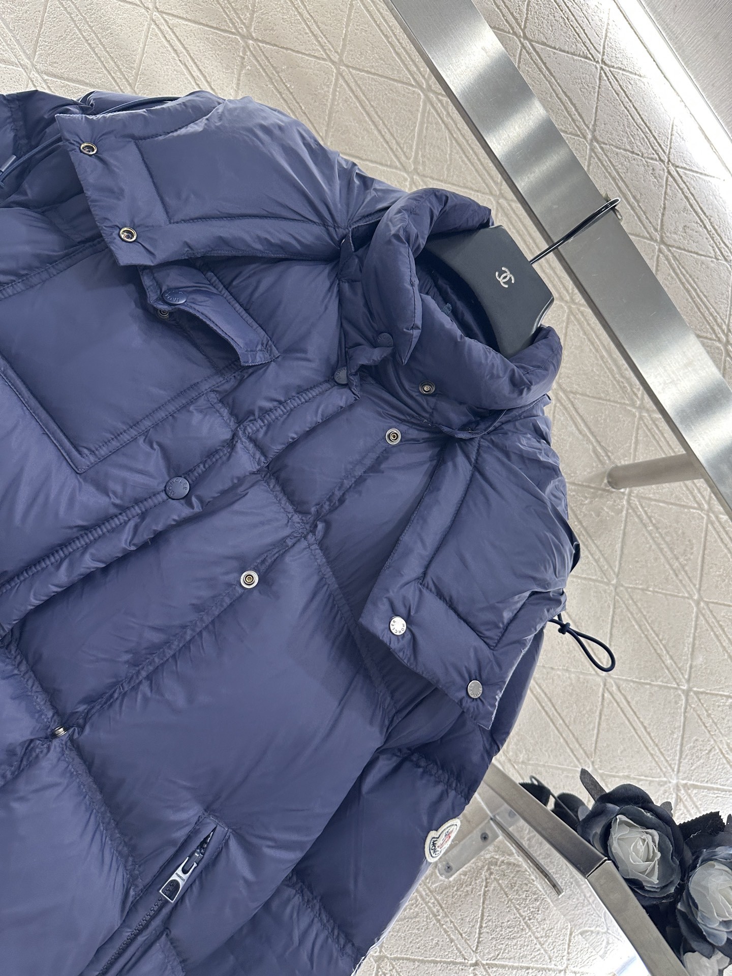 ♥Moncle*♥2025新品上架 可拆卸连帽羽绒服定制YB进口防风防水尼龙材质 其工艺还原 升级材质