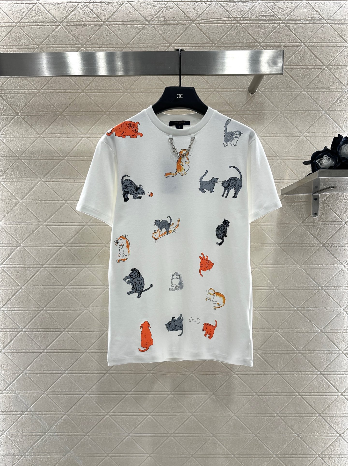 ♥Louis Vuitto*♥2025新品上架 链条圆领印花𝑇𝑒𝑒定制YB丝光全棉材质 透气舒适 质感十