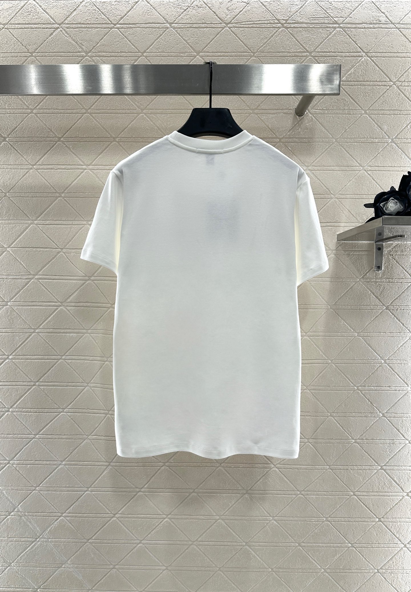 ♥Louis Vuitto*♥2025新品上架 链条圆领印花𝑇𝑒𝑒定制YB丝光全棉材质 透气舒适 质感十