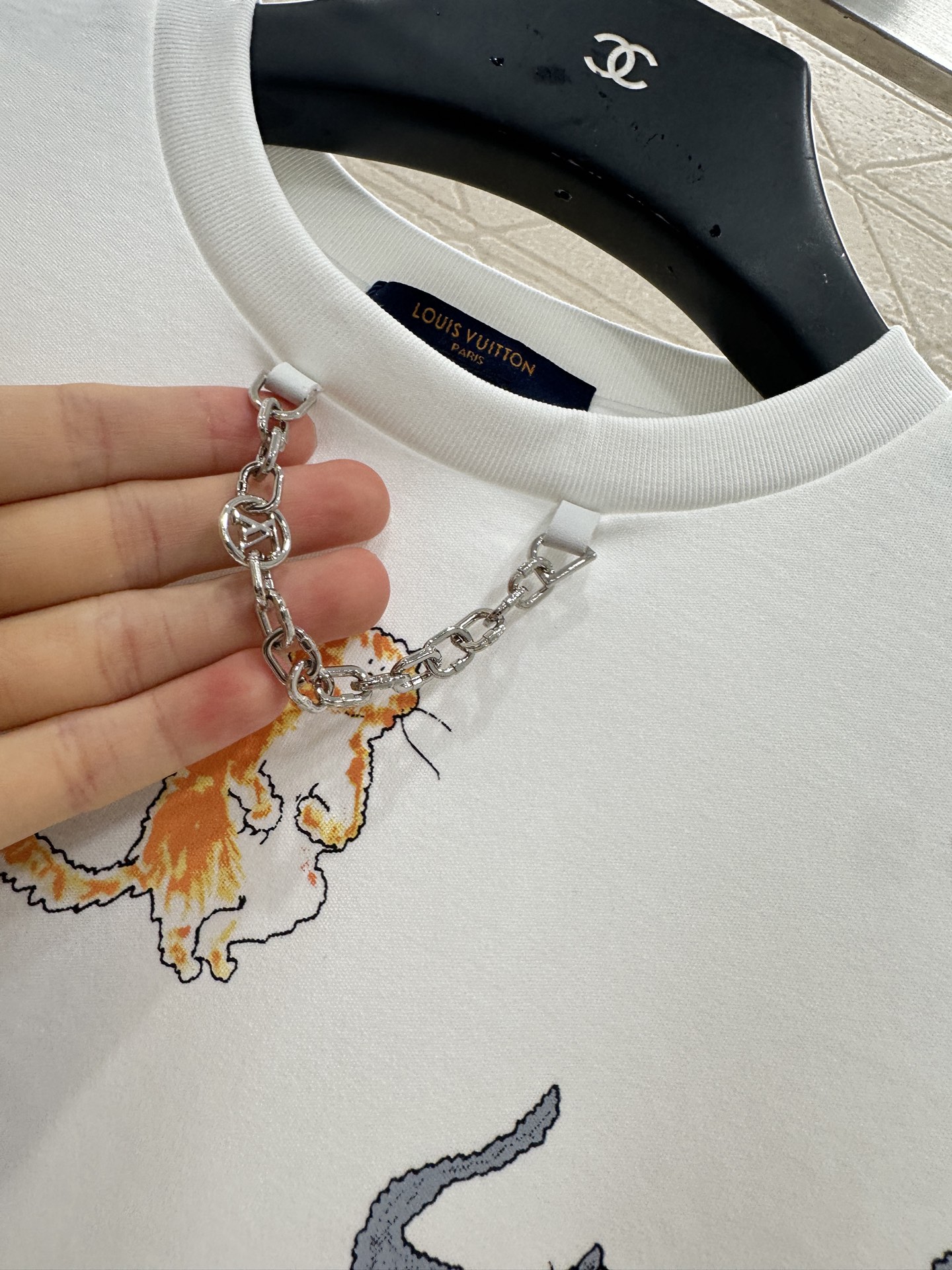 ♥Louis Vuitto*♥2025新品上架 链条圆领印花𝑇𝑒𝑒定制YB丝光全棉材质 透气舒适 质感十