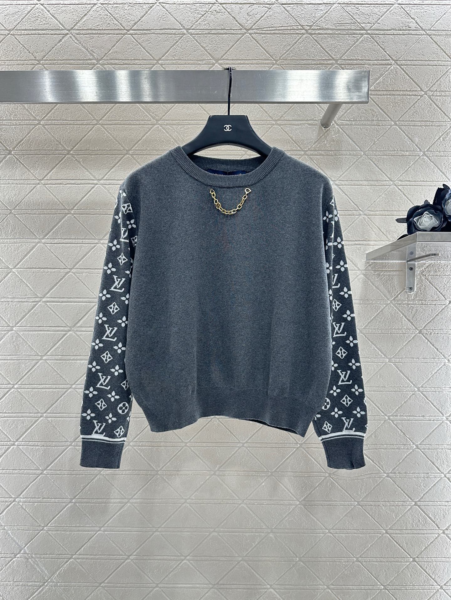 ♥Louis Vuitto*♥2025新品上架 插肩提花链条针织长袖定制YB羊毛纱线织造 质感高级舒适 