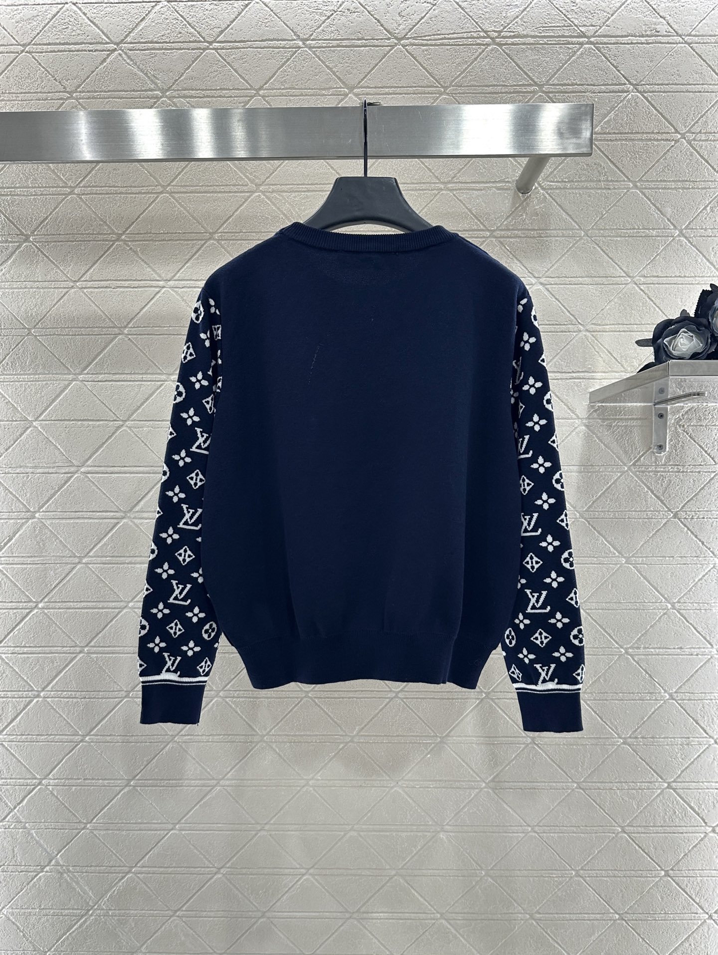 ♥Louis Vuitto*♥2025新品上架 插肩提花链条针织长袖定制YB羊毛纱线织造 质感高级舒适 