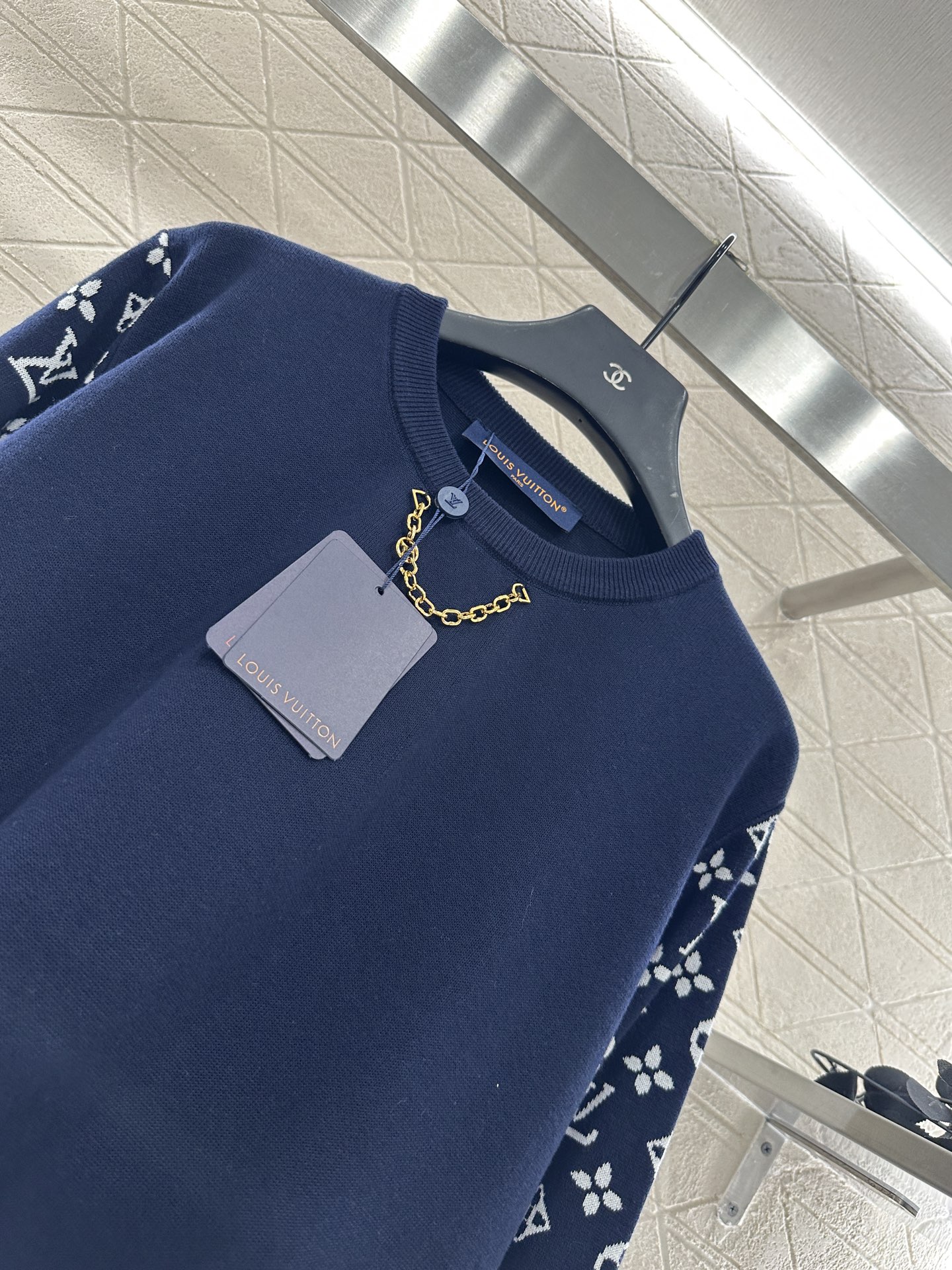 ♥Louis Vuitto*♥2025新品上架 插肩提花链条针织长袖定制YB羊毛纱线织造 质感高级舒适 
