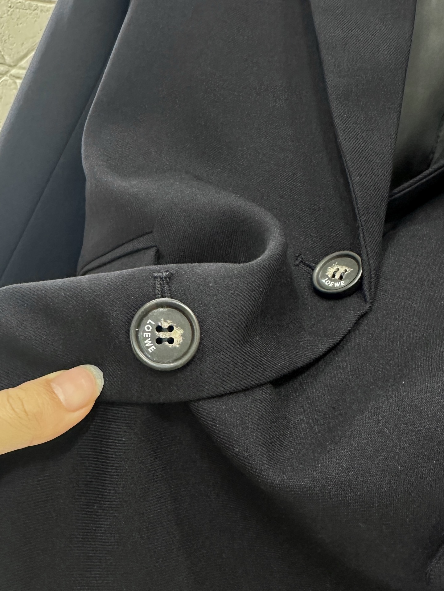 ♥Loew*♥2025新品上架 弹力褶皱西装外套长裤套装定制YB进口精仿羊毛材质 质感光泽高级 垂顺有型