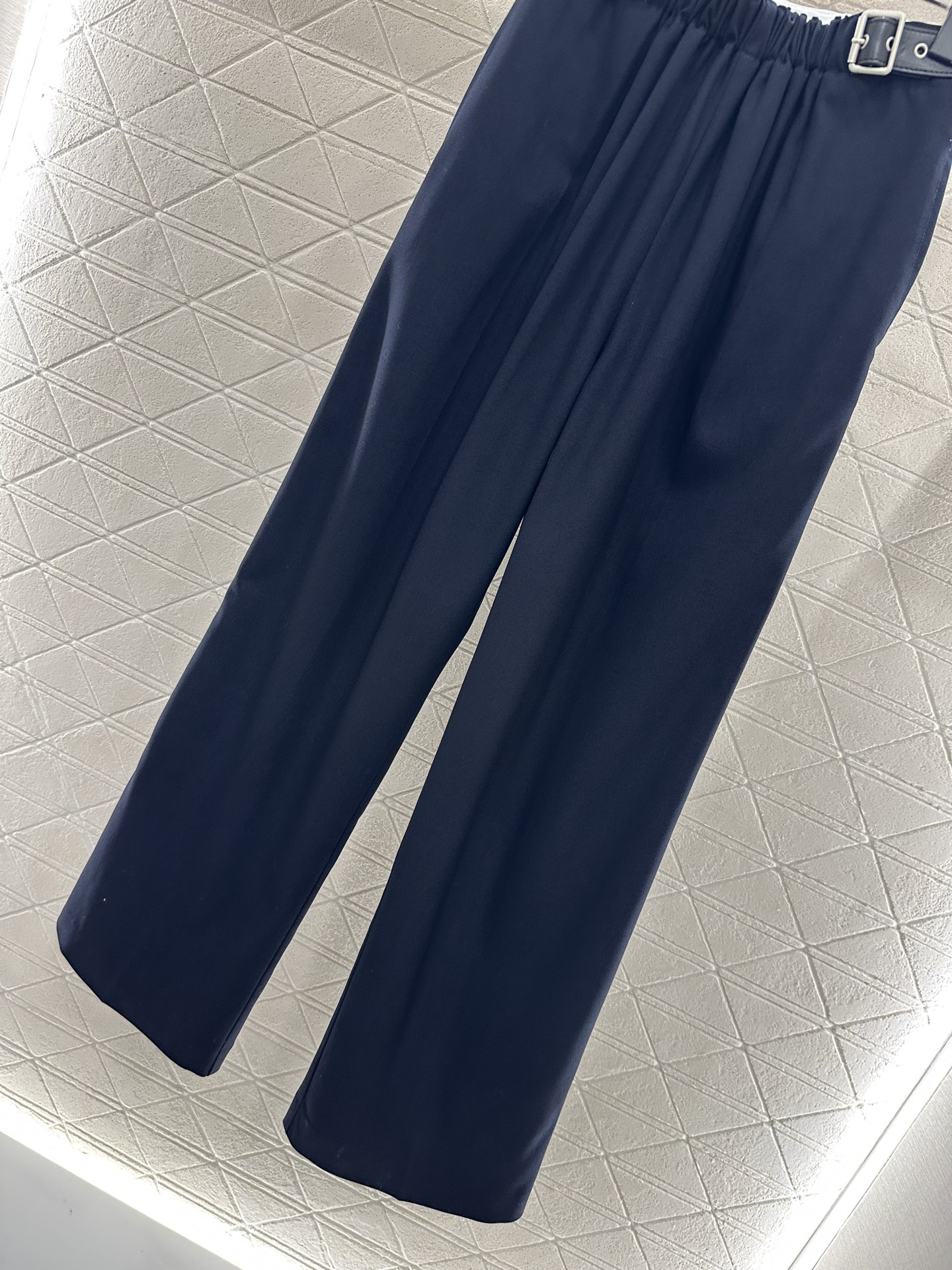 ♥Loew*♥2025新品上架 弹力褶皱西装外套长裤套装定制YB进口精仿羊毛材质 质感光泽高级 垂顺有型