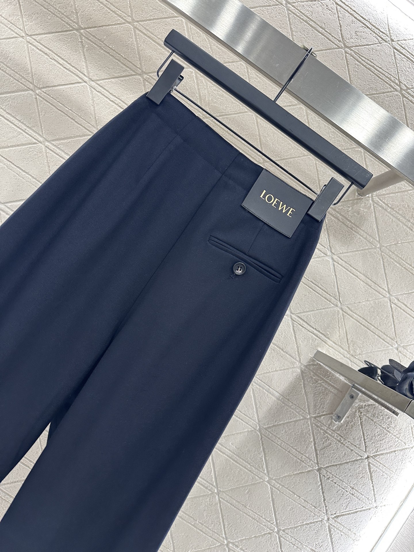 ♥Loew*♥2025新品上架 弹力褶皱西装外套长裤套装定制YB进口精仿羊毛材质 质感光泽高级 垂顺有型