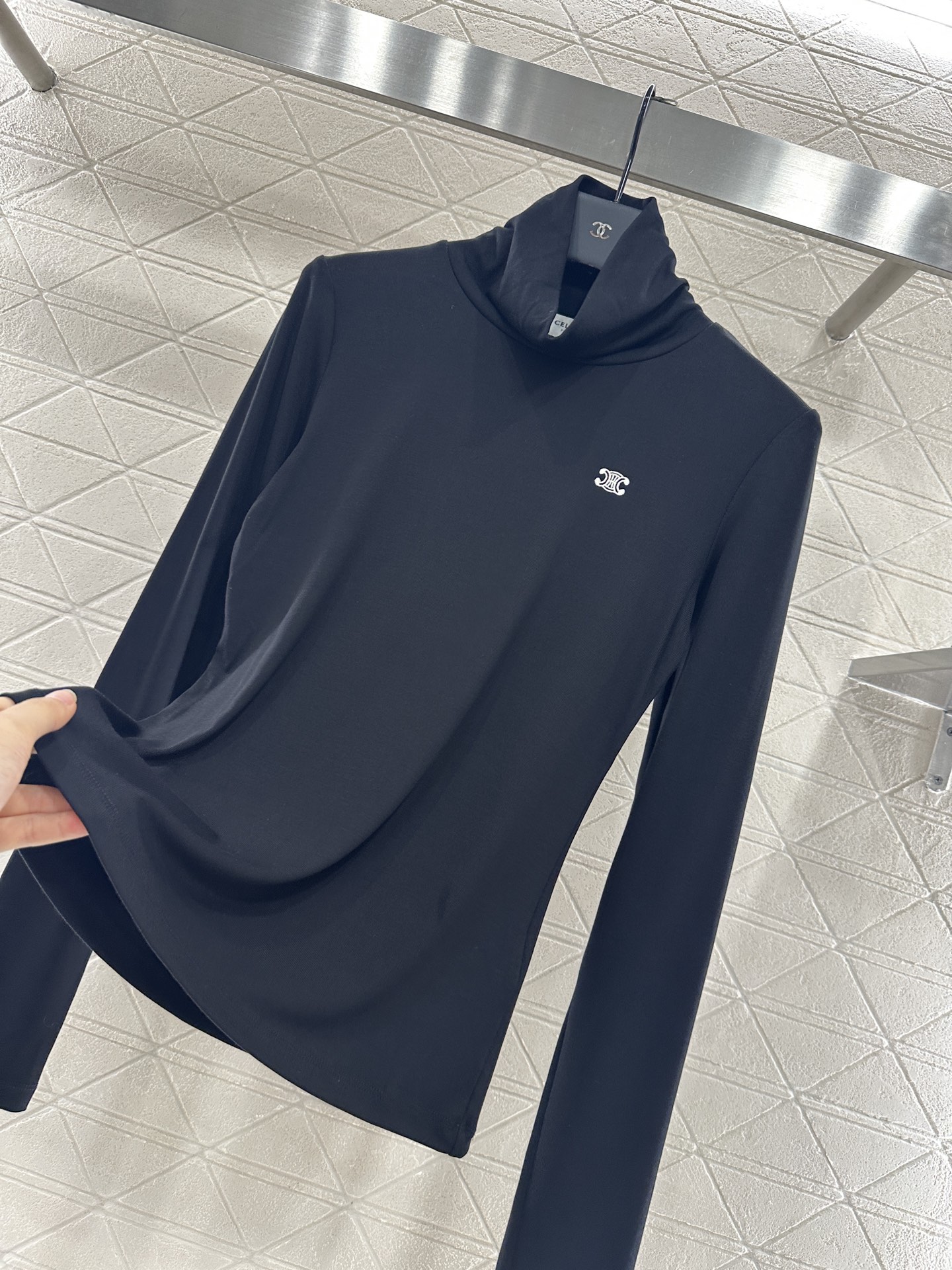 ♥Celim*♥2025新品上架 修身凯旋门高领打底衫定制YB进口天丝棉材质 质感舒适 弹力十足 修身高