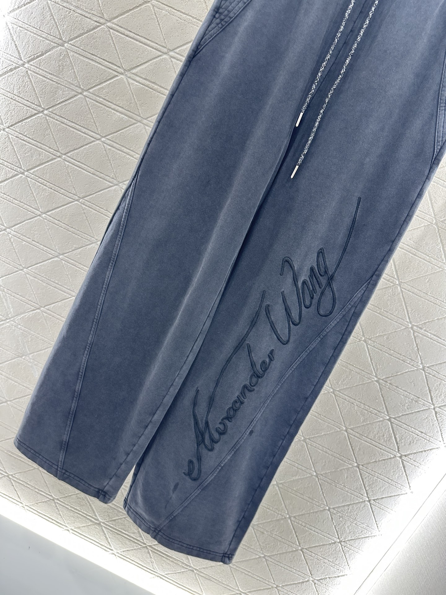 ♥Alexander wan*♥2025新品上架 抽绳牛仔阔腿长裤定制YB斜纹全棉材质 酵素水洗工艺 柔