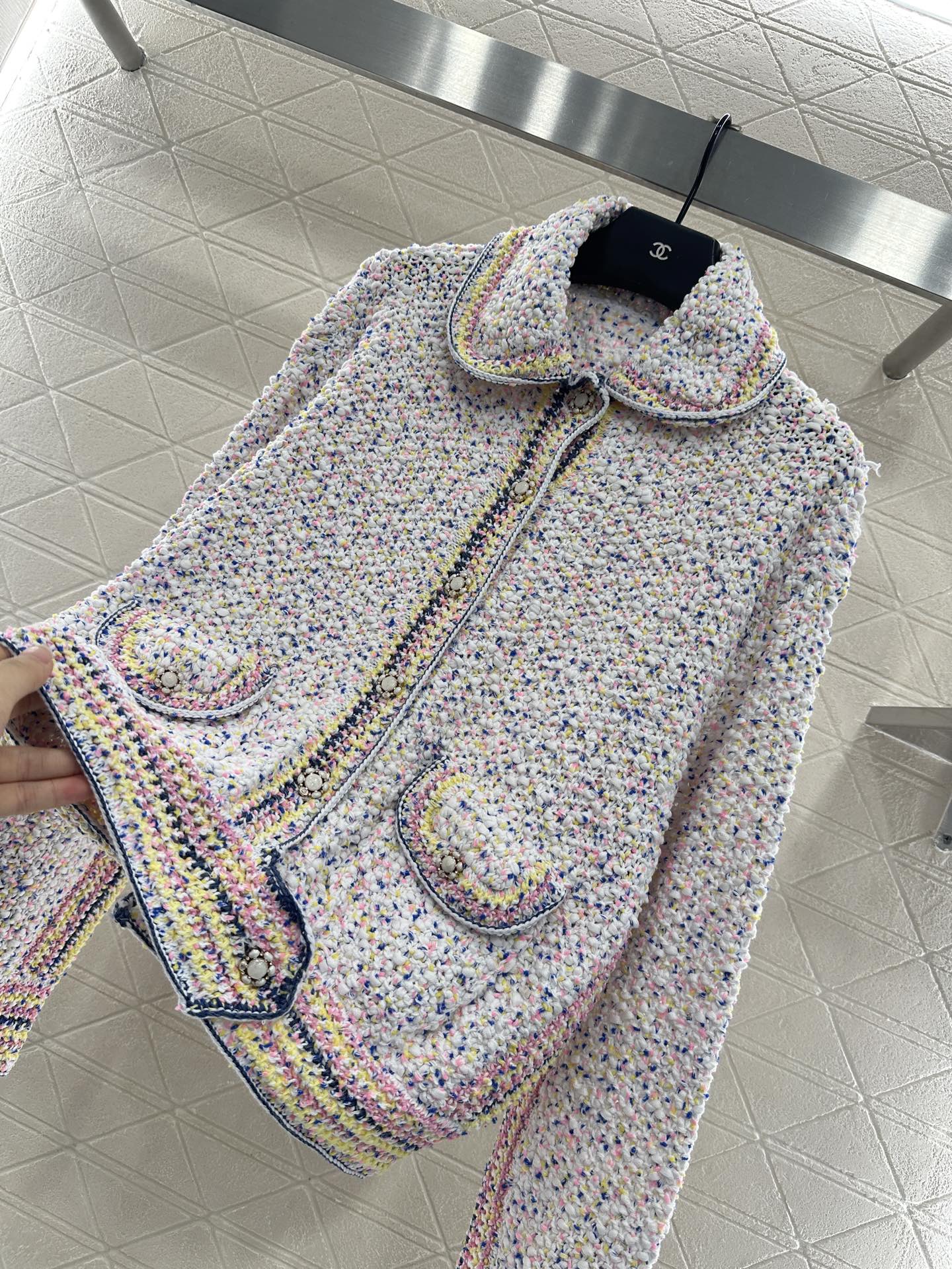 ♥Chane*♥2025新品上架 翻领彩点毛衣开衫定制YB棉毛纱线织造 软糯厚实 柔软亲肤 常规版型配合