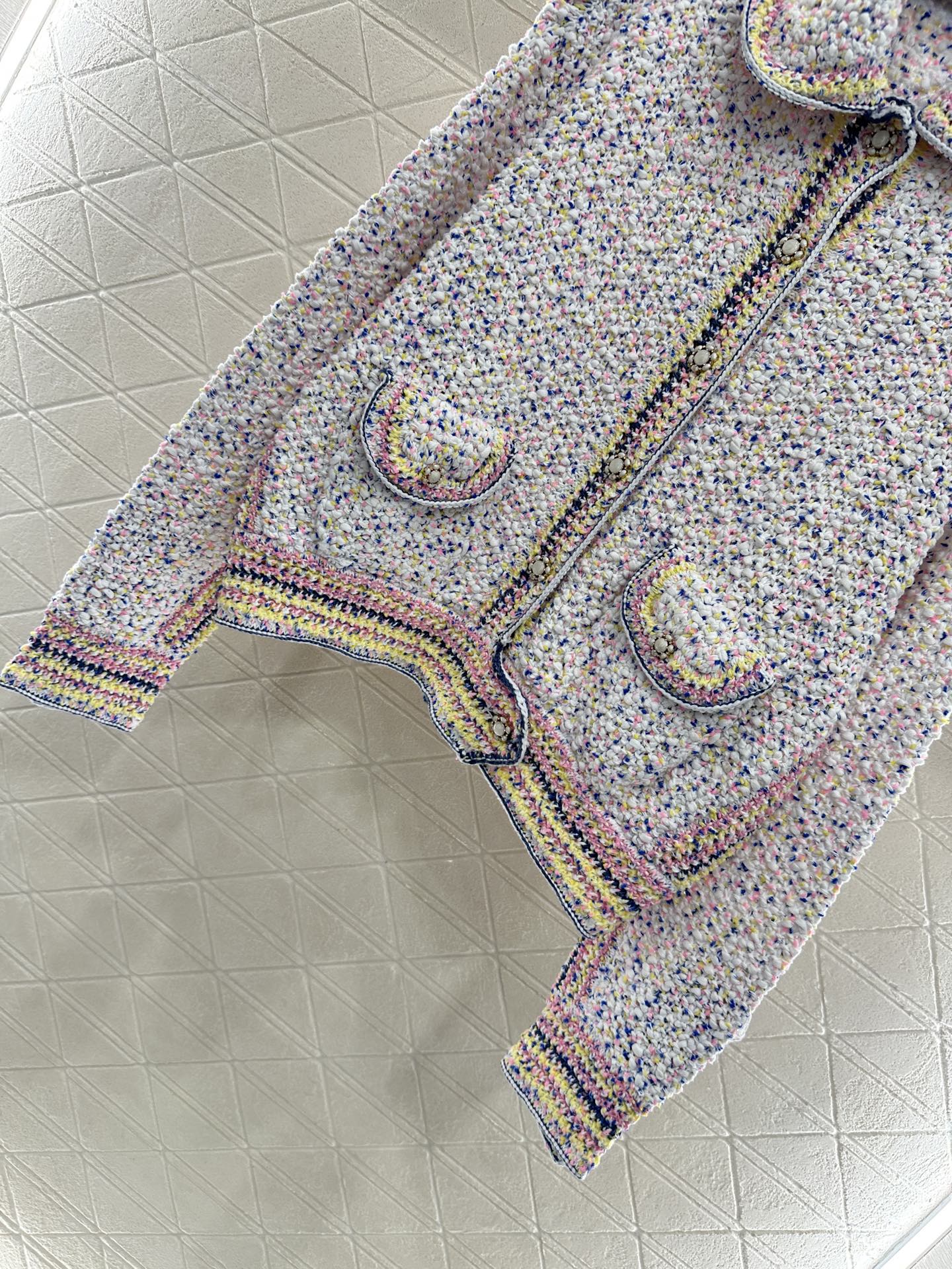 ♥Chane*♥2025新品上架 翻领彩点毛衣开衫定制YB棉毛纱线织造 软糯厚实 柔软亲肤 常规版型配合