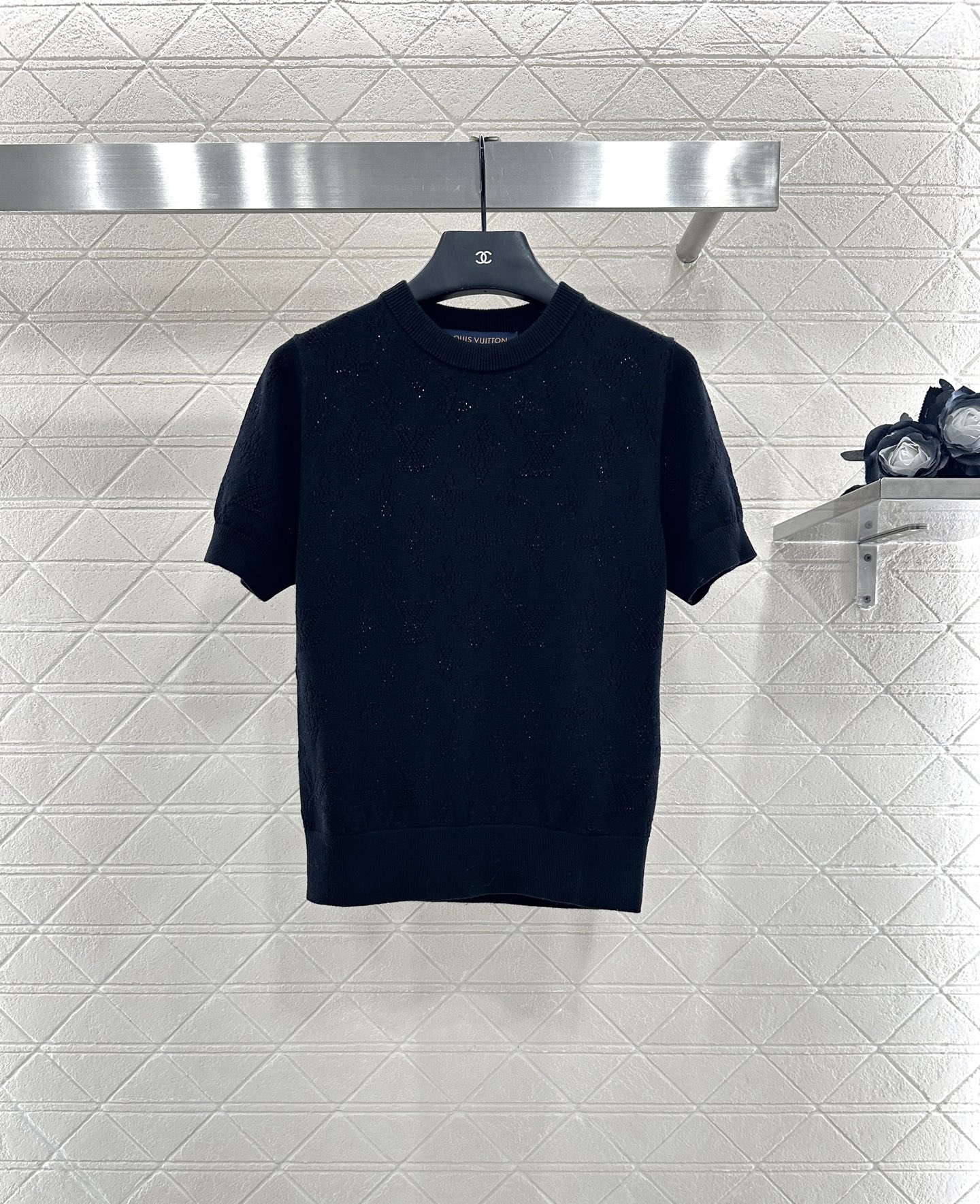 ♥Louis vuitto*♥2025新品上架 镂空针织短袖上衣定制YB羊毛纱线织造 质感高级 舒适柔软