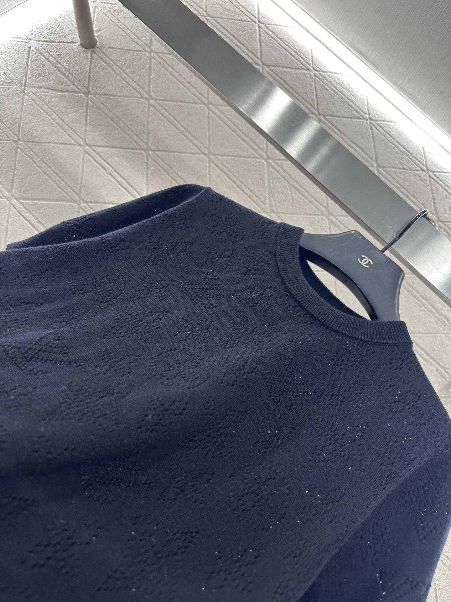 ♥Louis vuitto*♥2025新品上架 镂空针织短袖上衣定制YB羊毛纱线织造 质感高级 舒适柔软