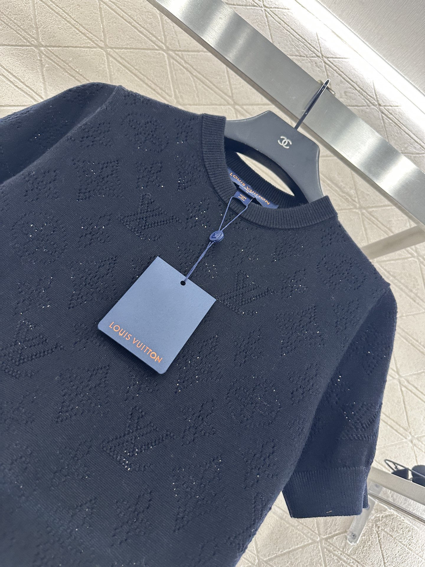 ♥Louis vuitto*♥2025新品上架 镂空针织短袖上衣定制YB羊毛纱线织造 质感高级 舒适柔软