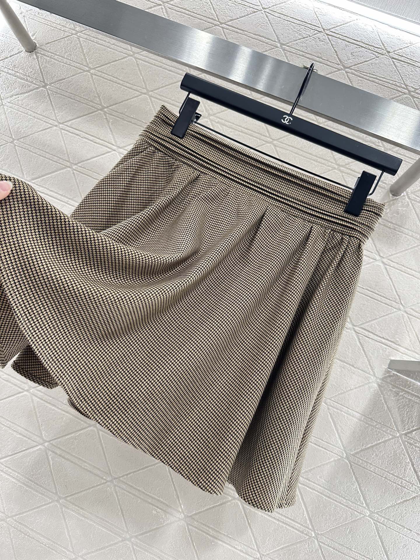 ♥Miumi*♥2025新品上架 撞色蕾丝花边外套短裙套装定制YB进口人棉材质 质感细腻 品相高级 翻领