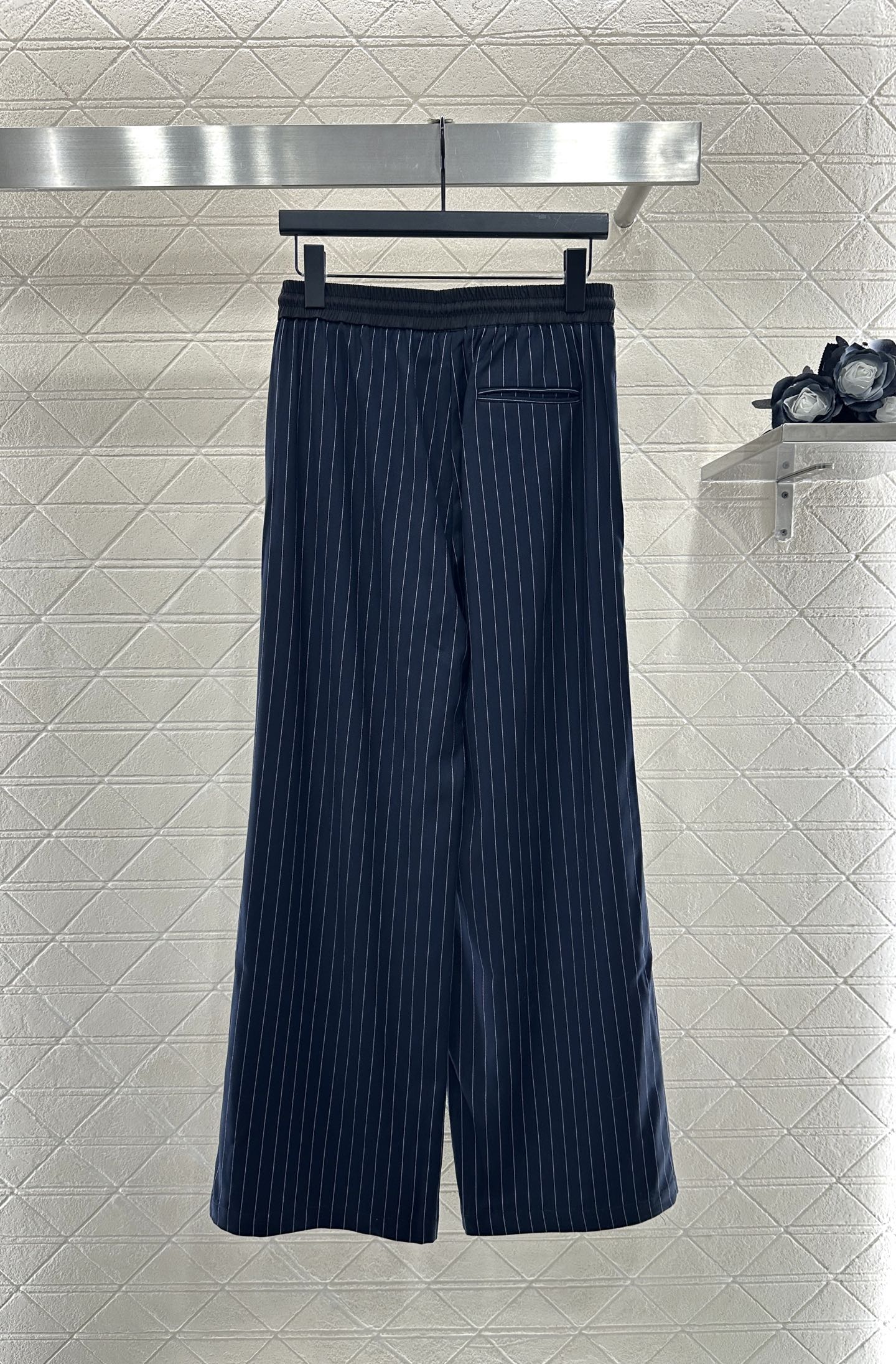 ♥Miumi*♥2025新品上架 廓形条纹西装外套长裤套装定制YB进口材质 质感光泽高级 垂顺有型 正肩