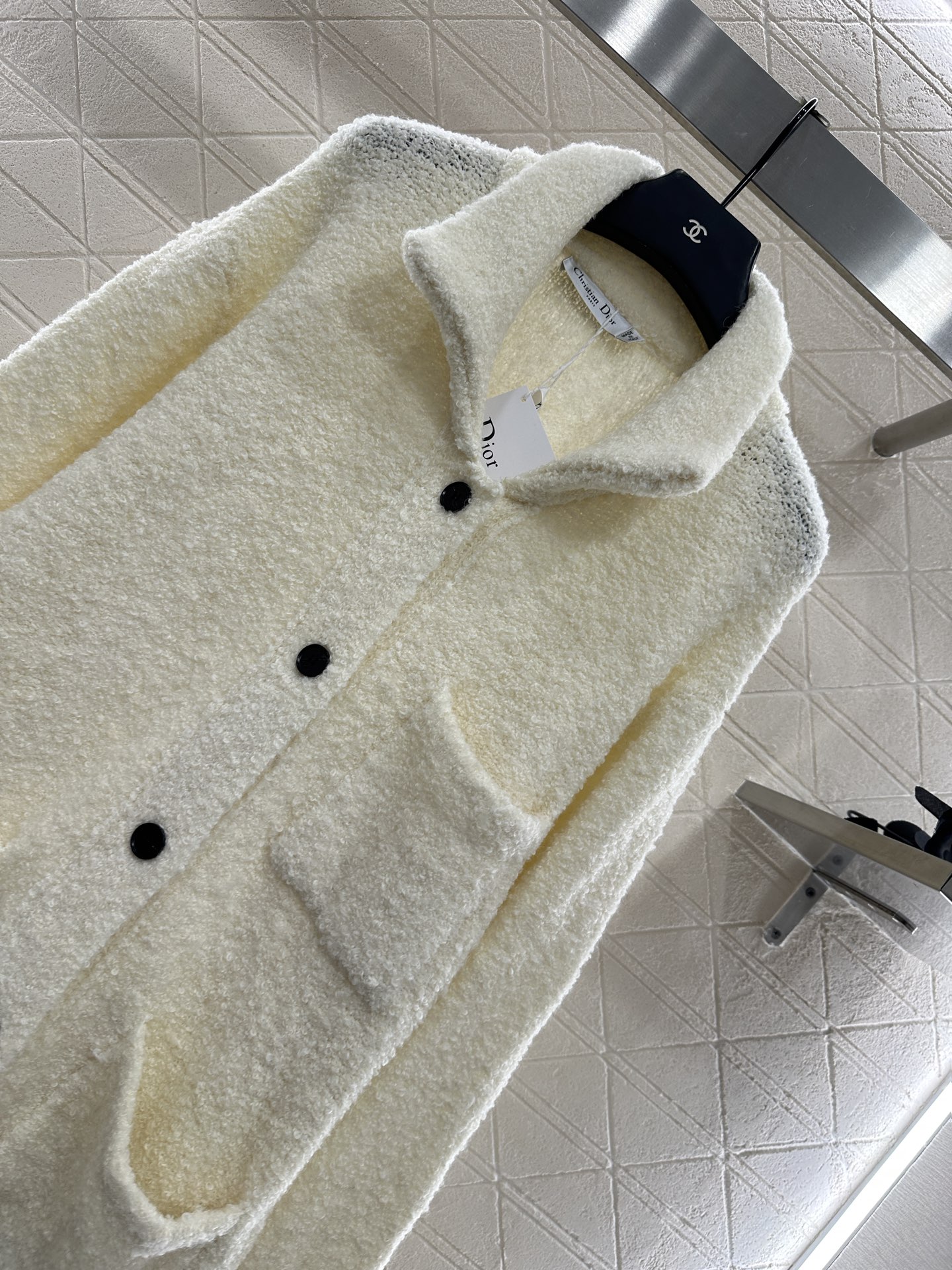 ♥Dio*♥2025新品上架 条纹针织开衫定制YB进口纱线织造 柔软舒适 洋气显瘦 翻领毛衣开衫剪裁 细