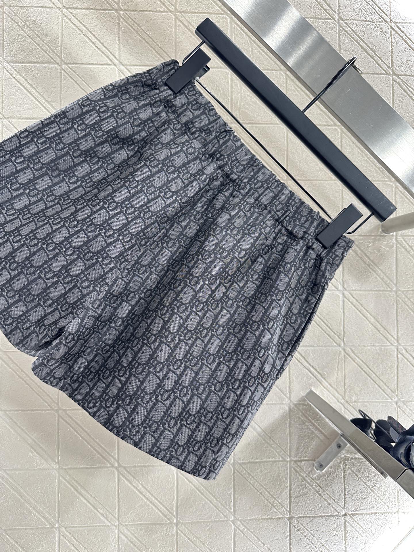 ♥Dio*♥2025新品上架 连帽提花外套裙裤套装定制YB进口提花冲锋材质 质感光泽 挺括有型 连帽抽绳