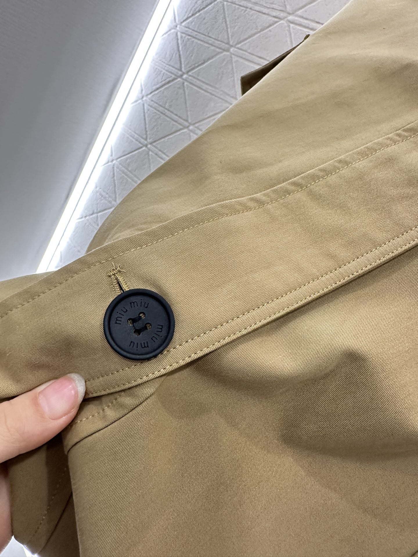 ♥Miumi*♥2025新品上架 灯芯绒领衣外套定制YB斜纹全棉材质 工艺处理 挺括有型 质感高级 翻领