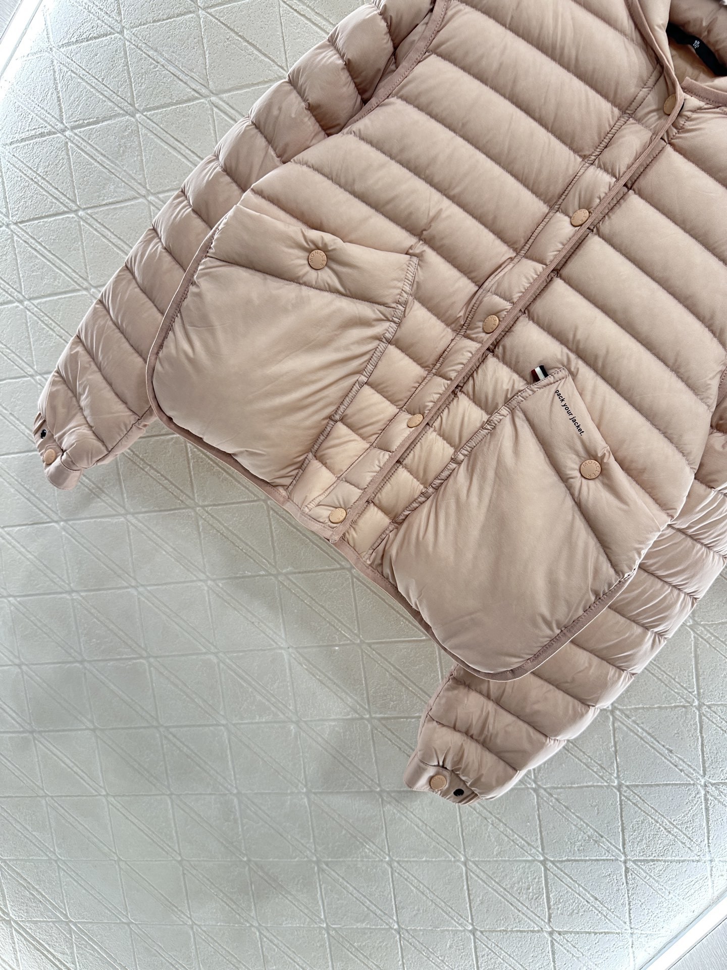 ♥Moncle*♥2025新品上架 立领羽绒服定制YB进口防风环保再生尼龙材质 其工艺还原 升级材质 具