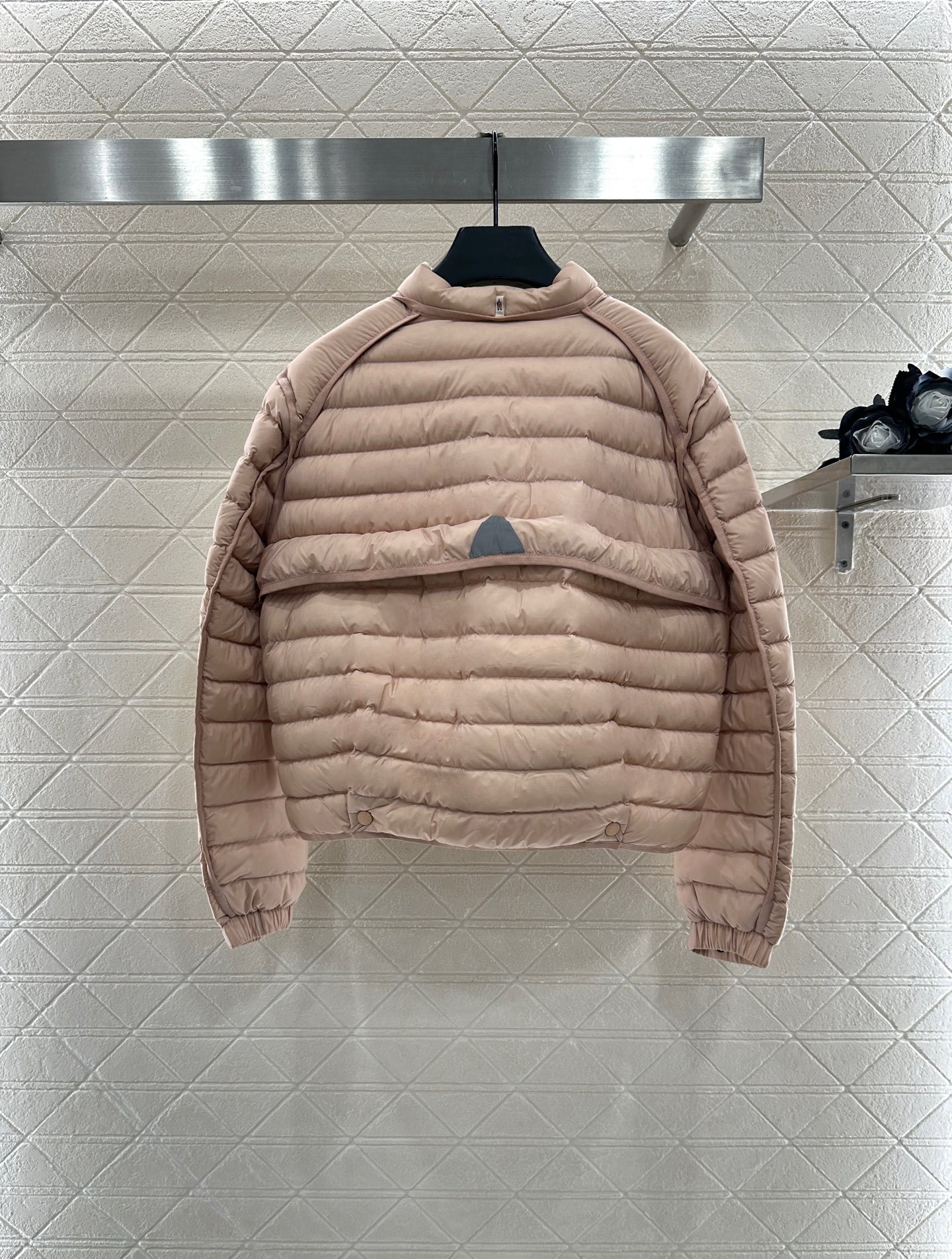 ♥Moncle*♥2025新品上架 立领羽绒服定制YB进口防风环保再生尼龙材质 其工艺还原 升级材质 具