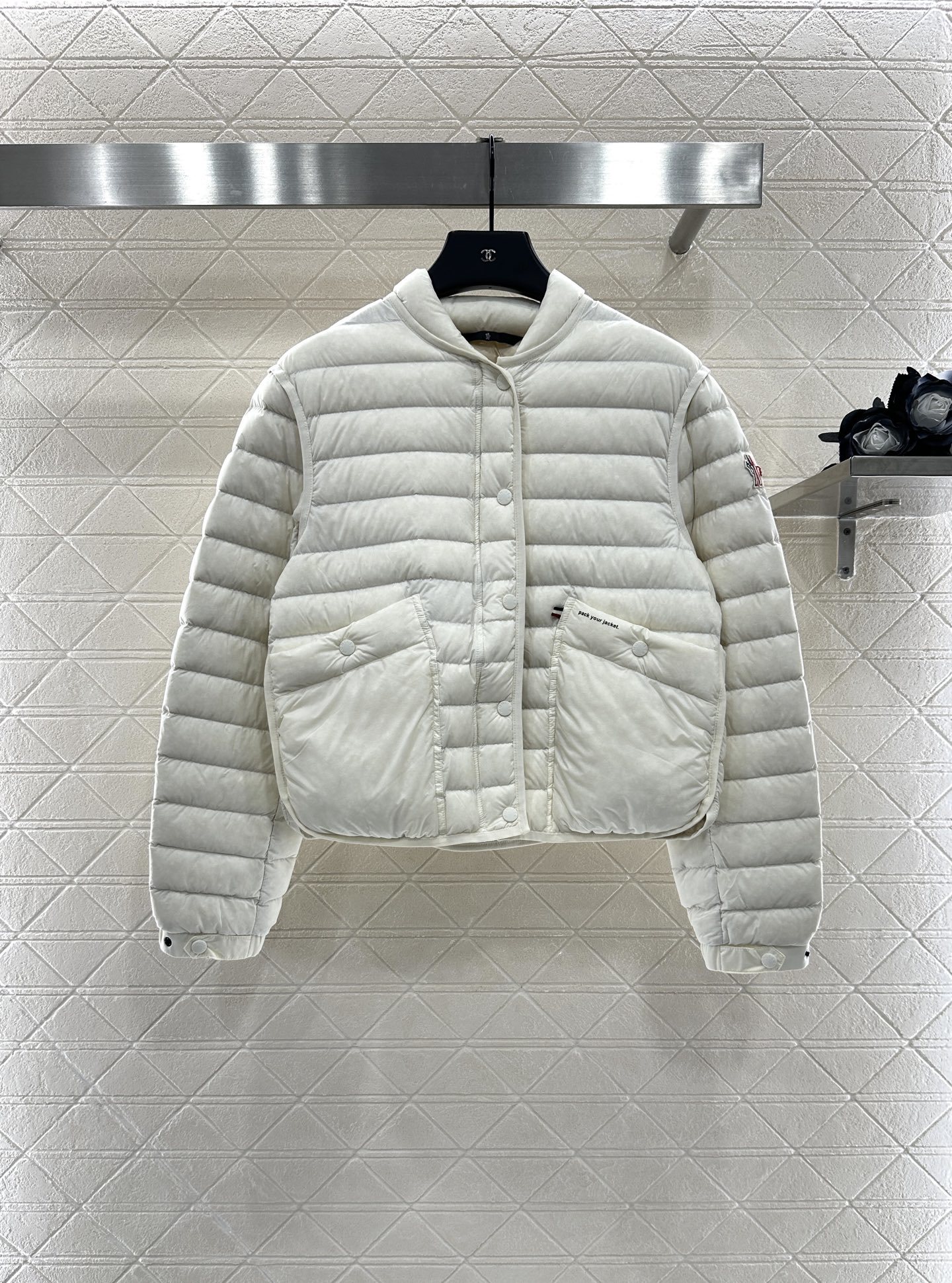 ♥Moncle*♥2025新品上架 立领羽绒服定制YB进口防风环保再生尼龙材质 其工艺还原 升级材质 具