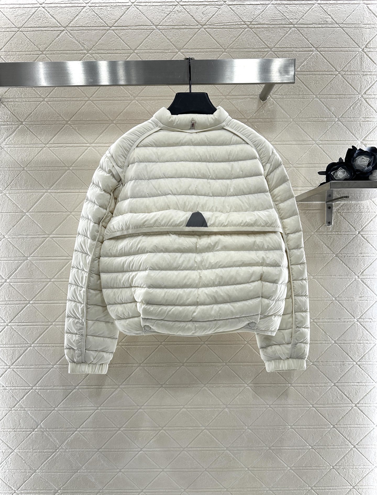 ♥Moncle*♥2025新品上架 立领羽绒服定制YB进口防风环保再生尼龙材质 其工艺还原 升级材质 具