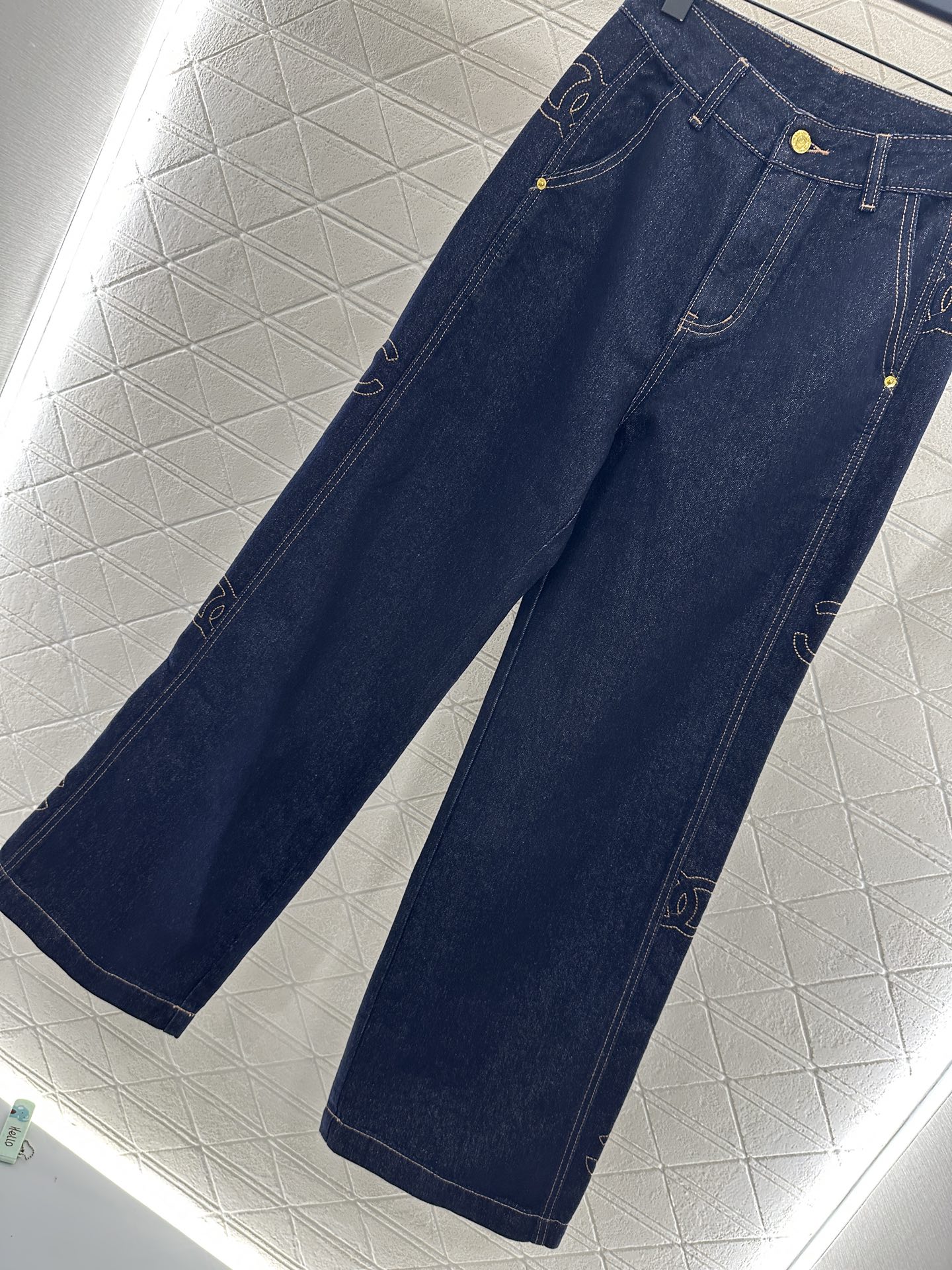 ♥Chane*♥2025新品上架 刺绣字母牛仔直筒长裤定制YB斜纹棉牛仔材质 质感挺括 穿搭有型 阔腿直