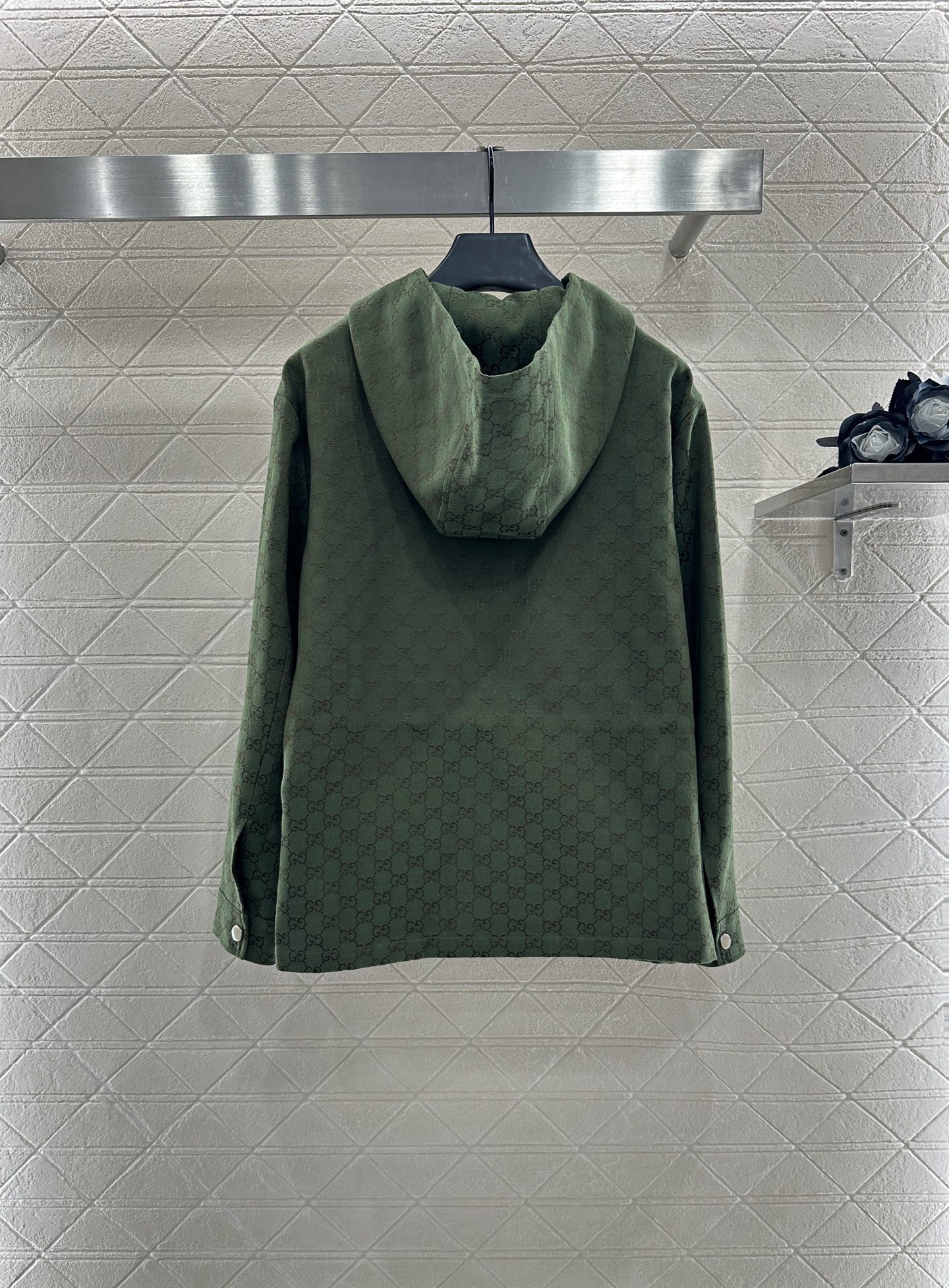 ♥Gucc*♥2025新品上架 翻领连帽抽绳提花外套定制YB进口提花材质 挺括有型 质感高级 风衣夹克外