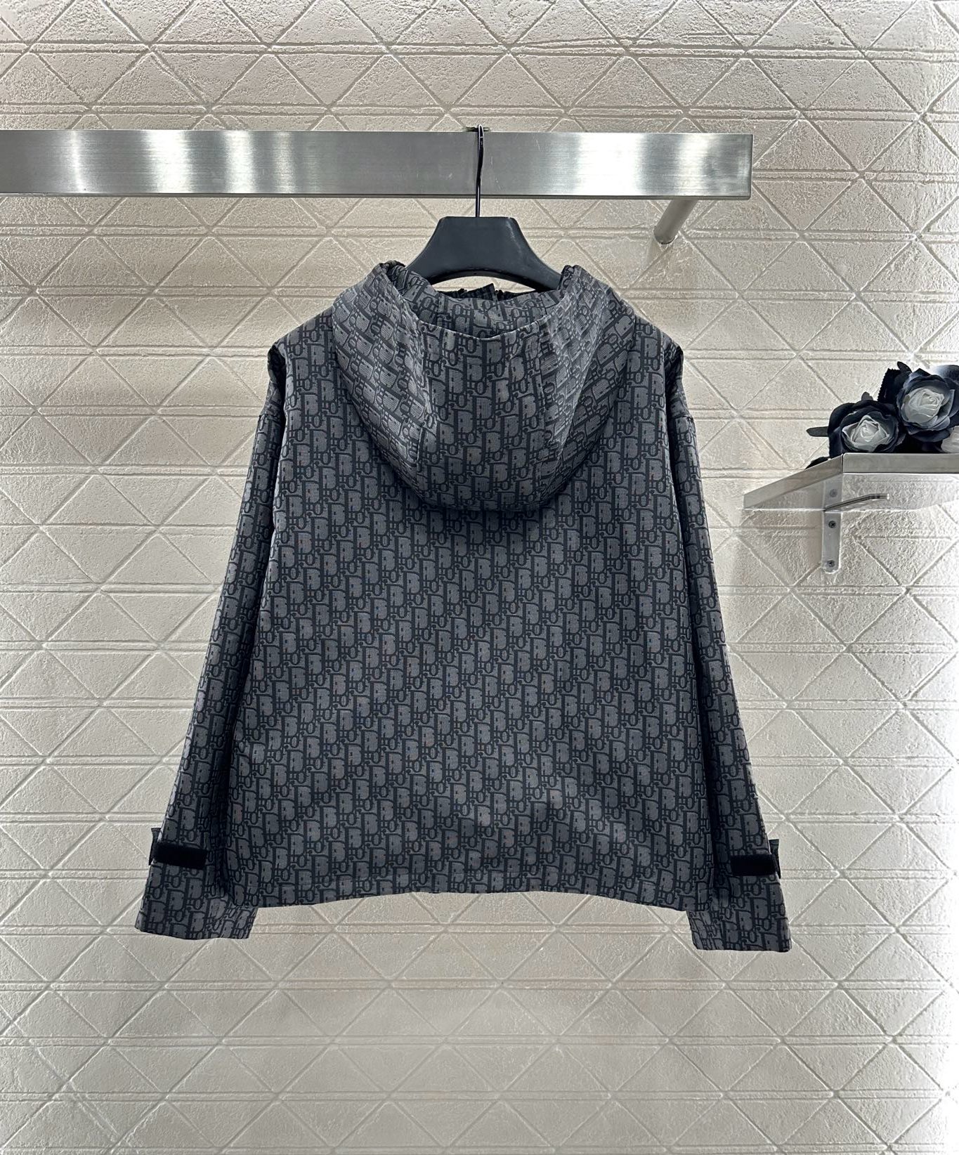 ♥Dio*♥2025新品上架 连帽提花外套裙裤套装定制YB进口提花冲锋材质 质感光泽 挺括有型 连帽抽绳