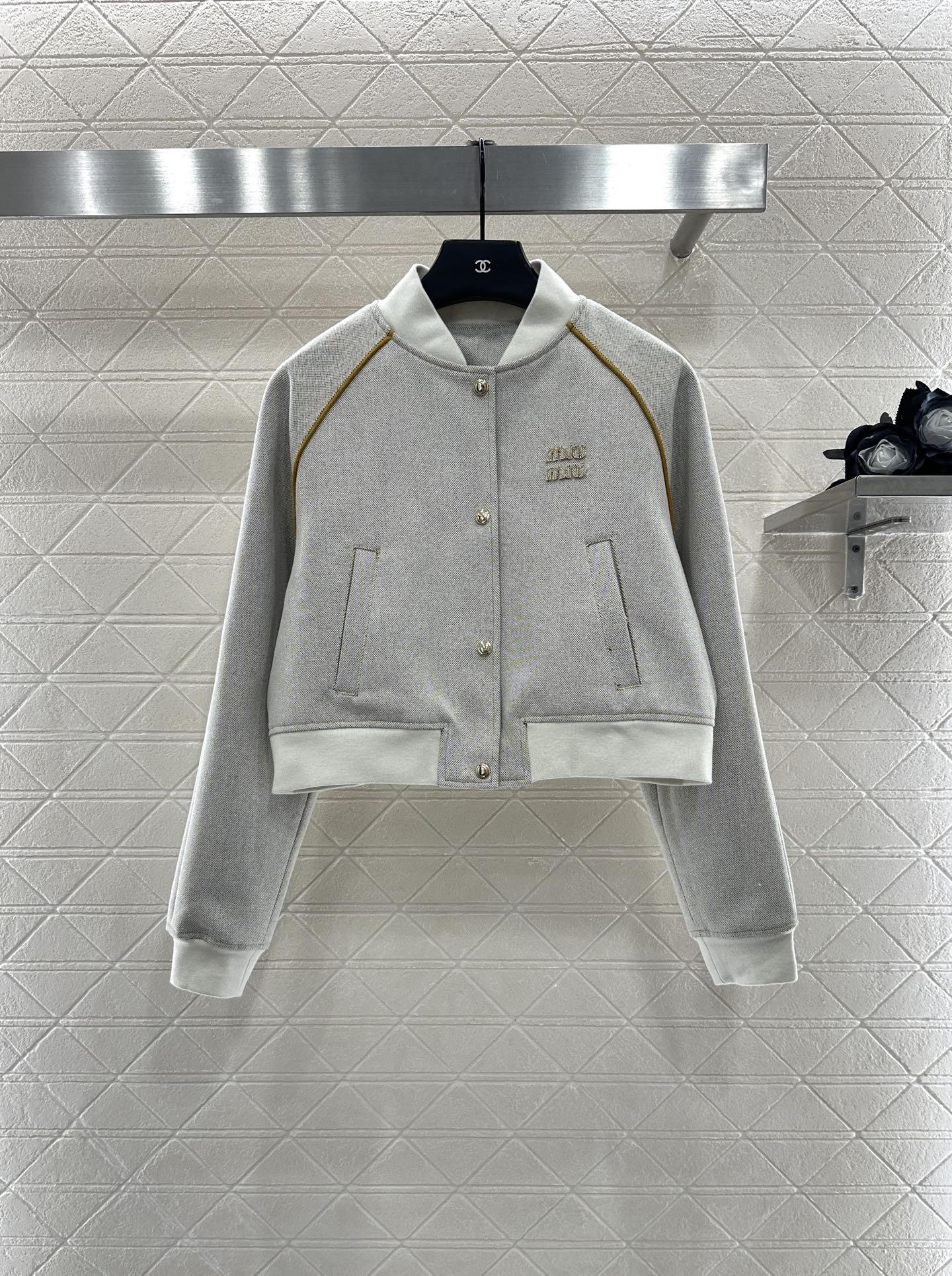 ♥Miumi*♥2025新品上架 短款外套中长半裙套装定制YB进口高织棉材质 质感高级 品相十足 短款外