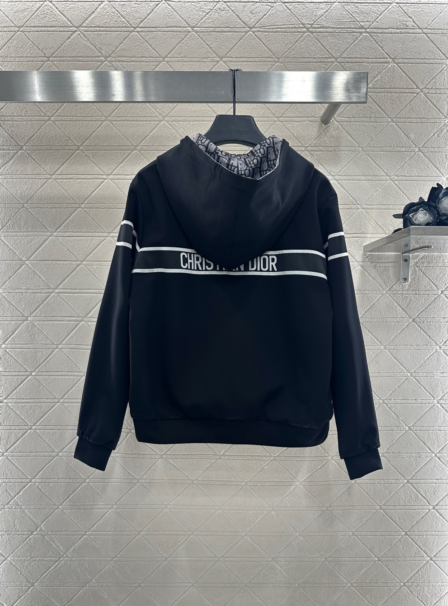 ♥Dio*♥2025新品上架 两面穿连帽外套长裤套装定制YB进口人丝材质 质感光泽 舒适垂顺 连帽拉链开