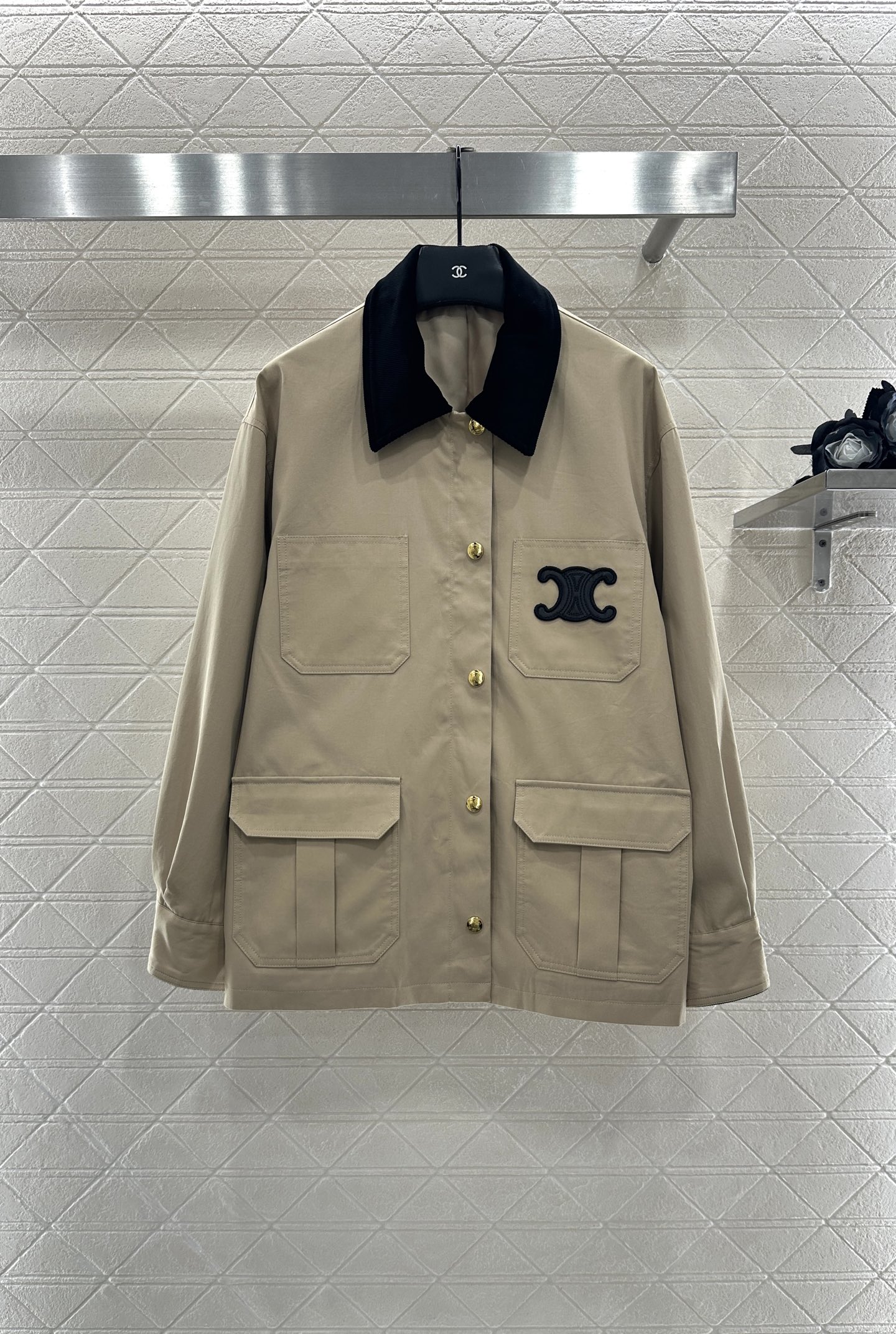 ♥Celin*♥2025新品上架 灯芯绒领撞色夹克外套定制YB进口斜纹棉材质 质感细腻 穿搭垂顺有型 翻