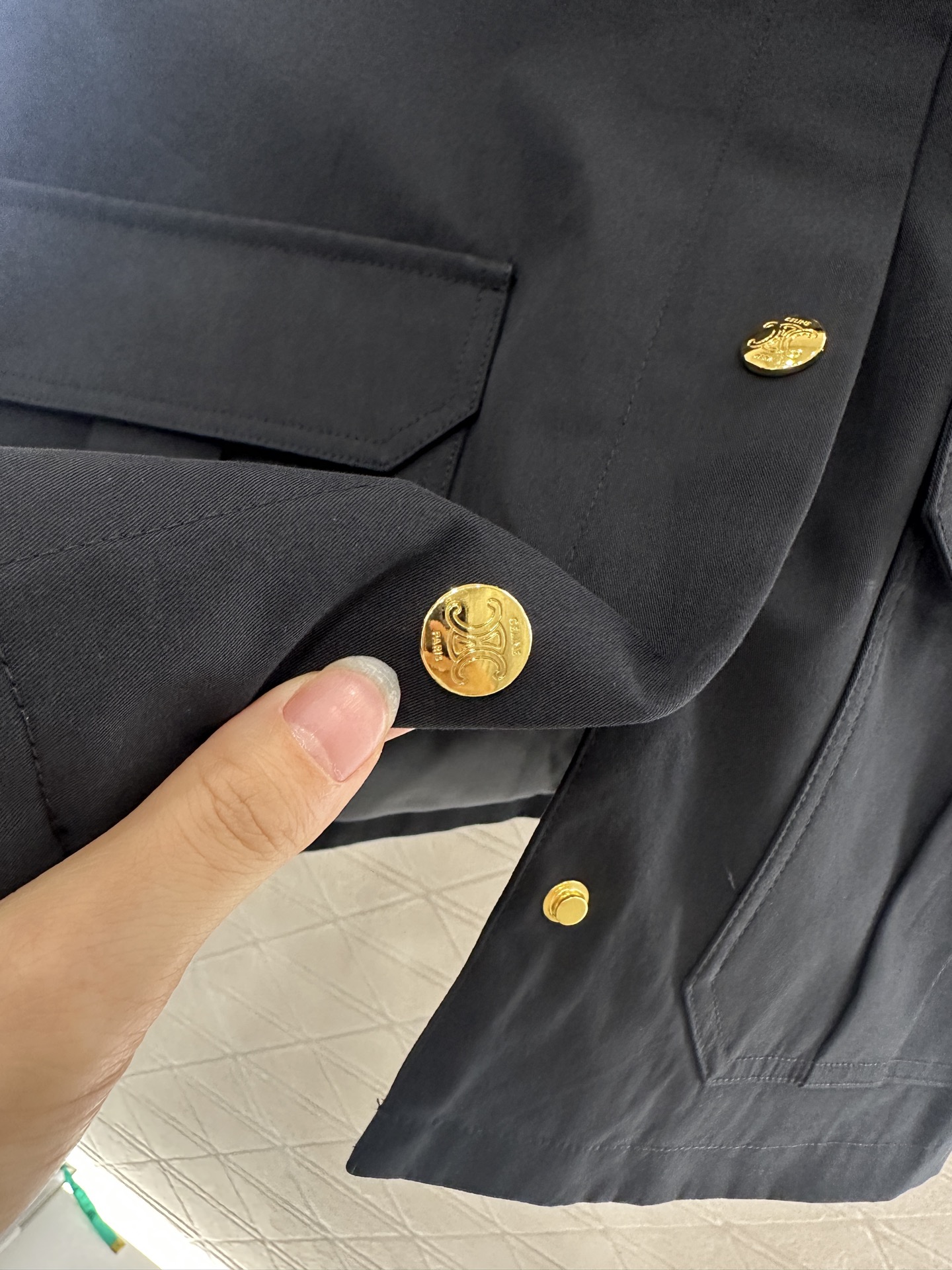 ♥Celin*♥2025新品上架 灯芯绒领撞色夹克外套定制YB进口斜纹棉材质 质感细腻 穿搭垂顺有型 翻