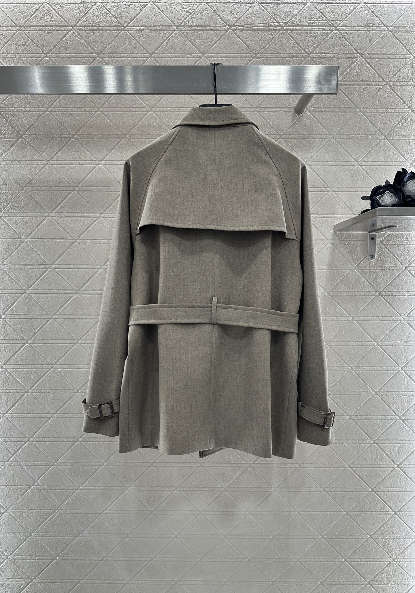 ♥Louis Vuitto*♥2025新品上架 翻领腰带中长款外套定制YB进口材质 质感品相绝佳 中长款