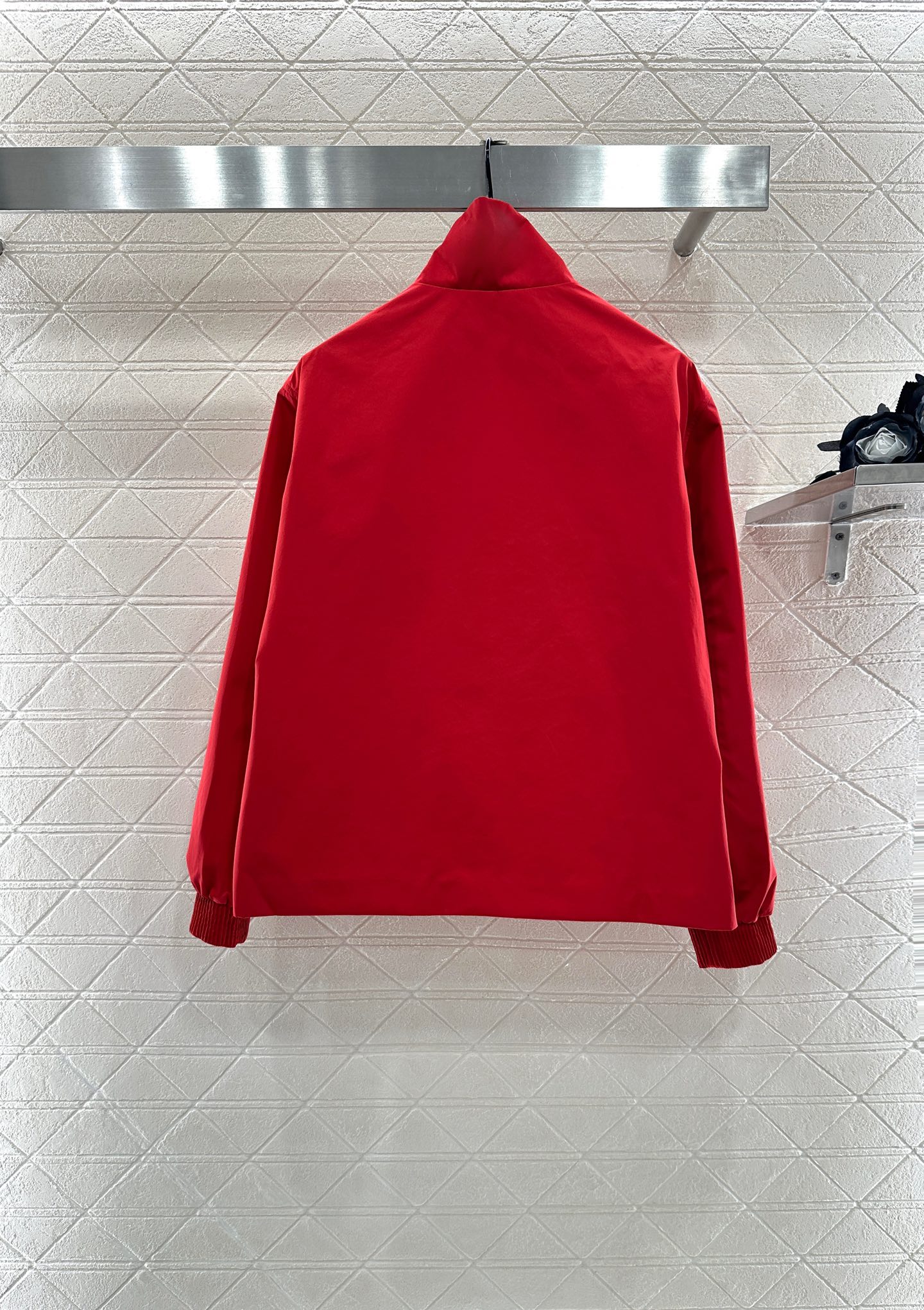 ♥Louis Vuitto*♥2025新品上架 时尚冲锋外套定制YB进口冲锋尼龙材质 质感高级 挺括有型