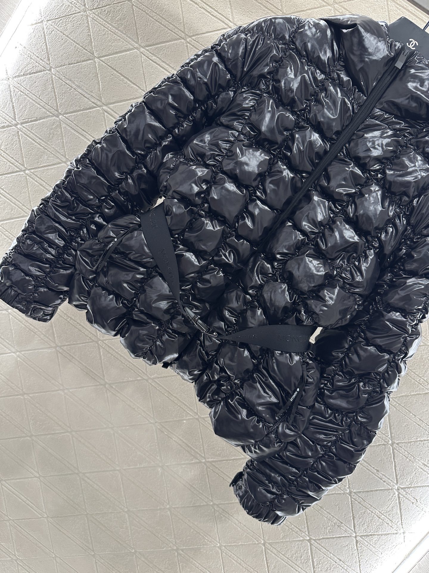 ♥ Moncle*♥2025新品上架 立领腰带羽绒服定制YB防风防水尼龙材质 白鹅绒填充内里 整件轻盈保