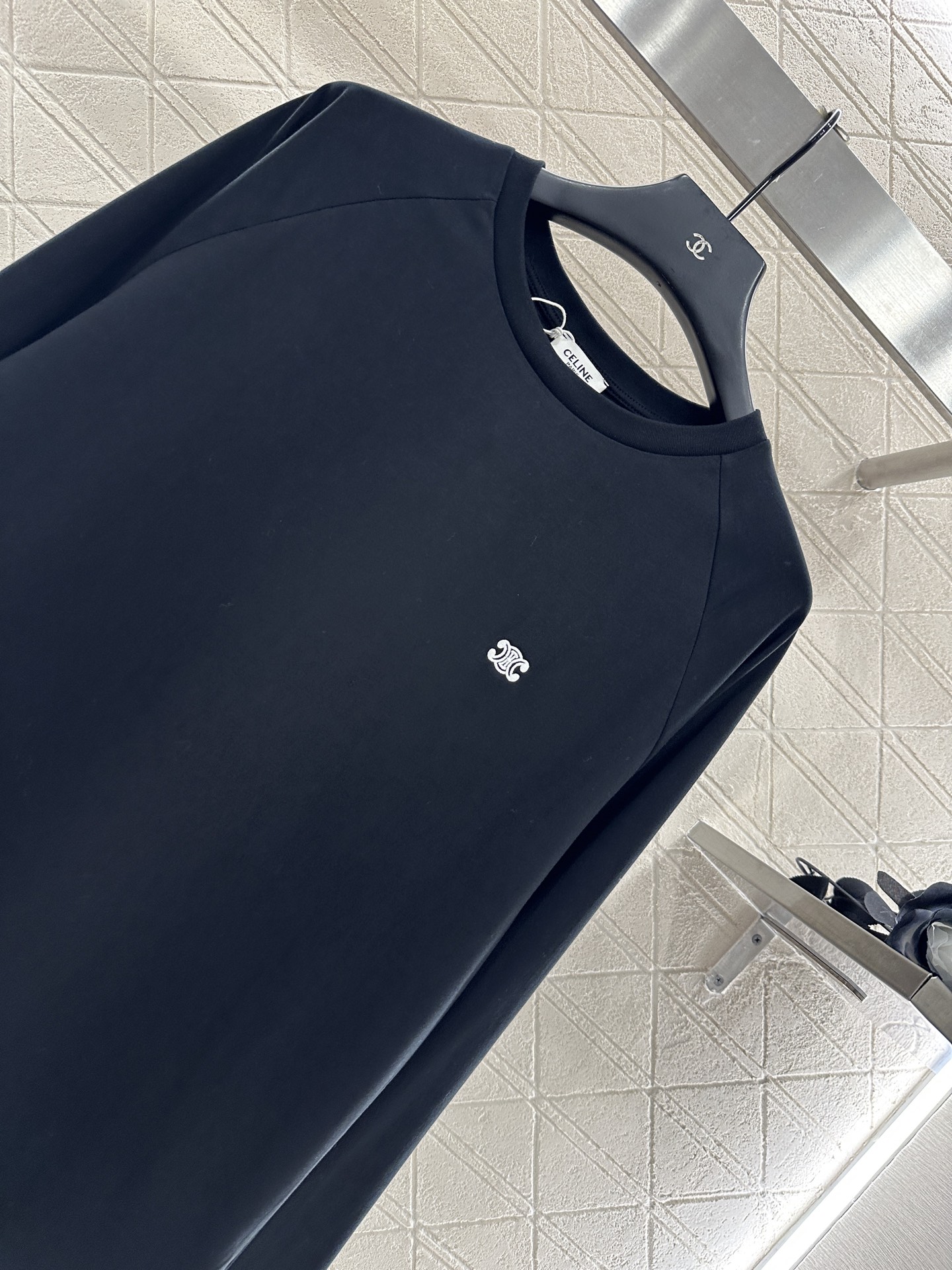 ♥Celin*♥2025新品上架 凯旋门长袖上衣定制YB斜纹全棉材质 质感舒适 弹力十足 圆领长袖上衣裁